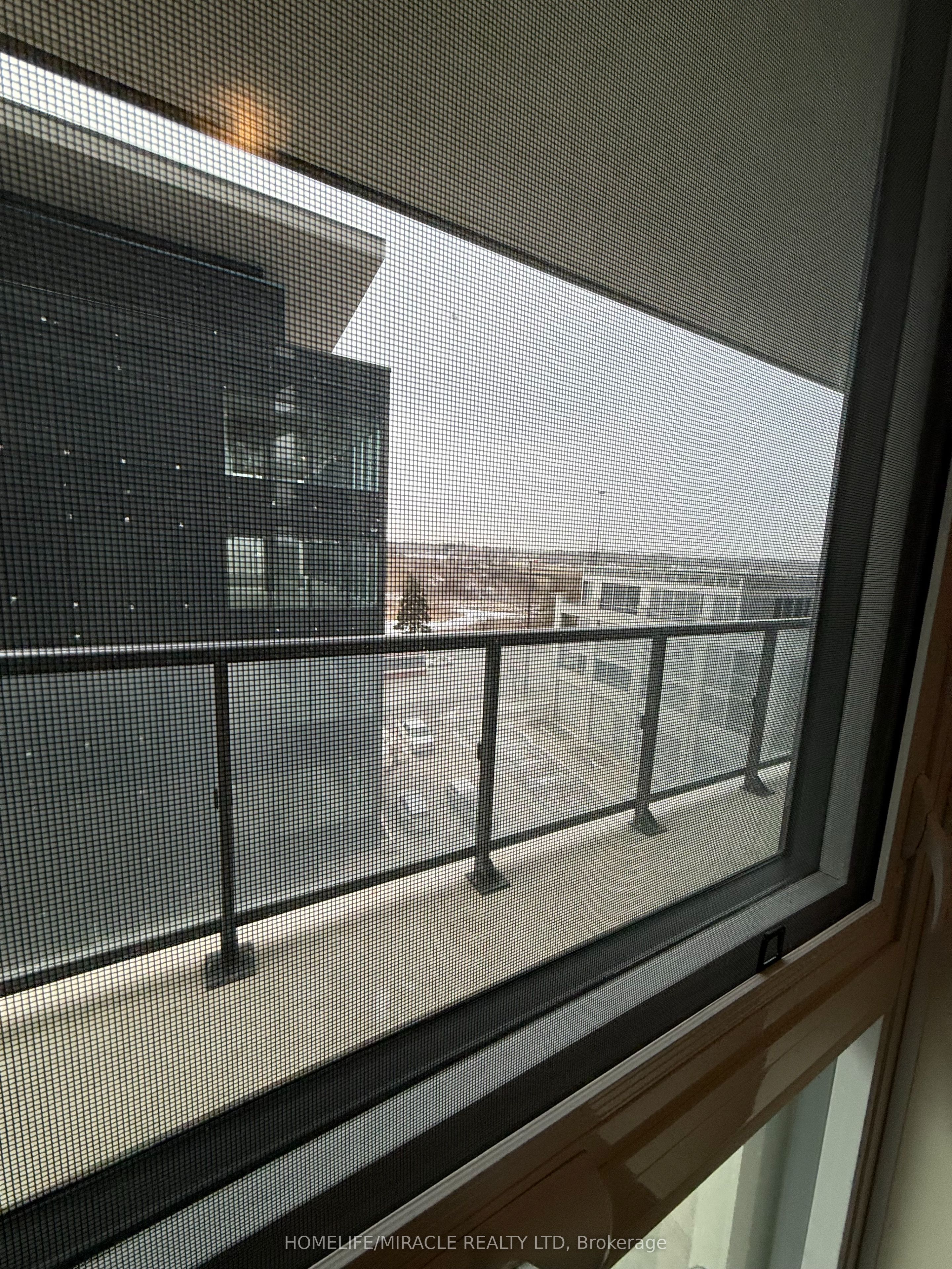 38 Annie Craig Drive 611, Toronto, ON M8V 0G9