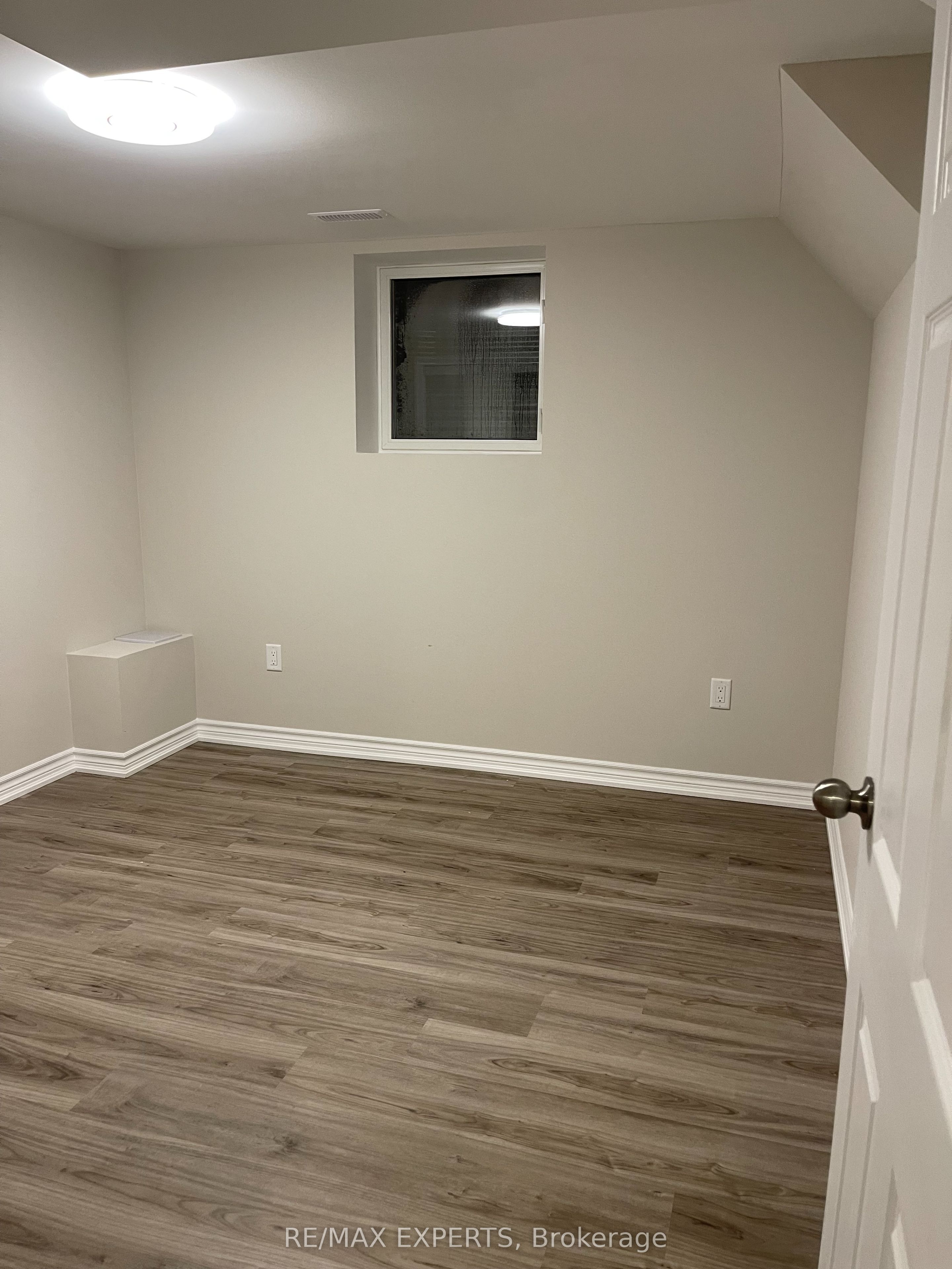 18 Burnley Place, Brampton, ON L6Z 2T9 photo 5