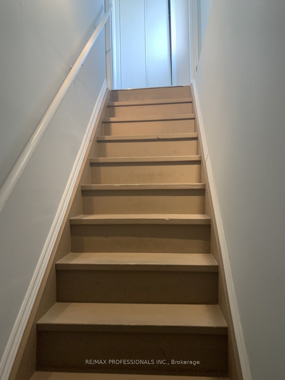 100 Rory Road Bsmt, Toronto, ON M6L 3G1 photo 3