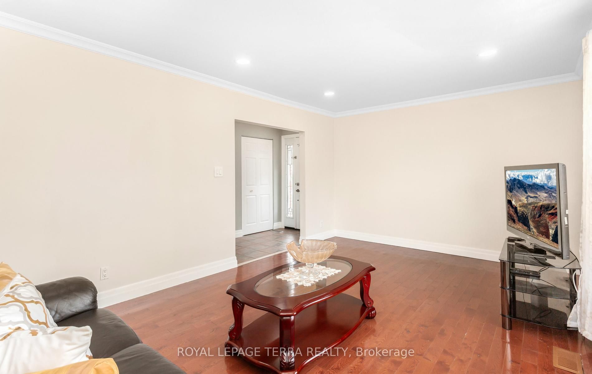 2475 Brookhurst Road, Mississauga, ON L5J 1R4 photo 5