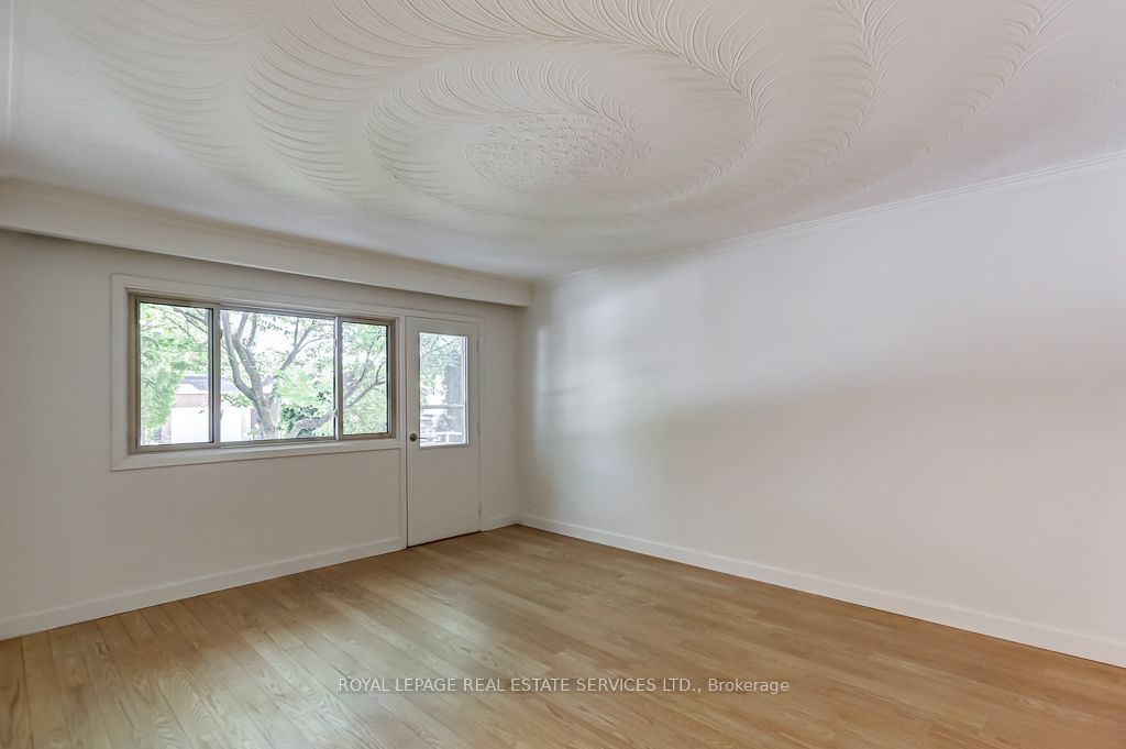 38 Jellicoe Avenue, Toronto, ON M8W 1W1 photo 4