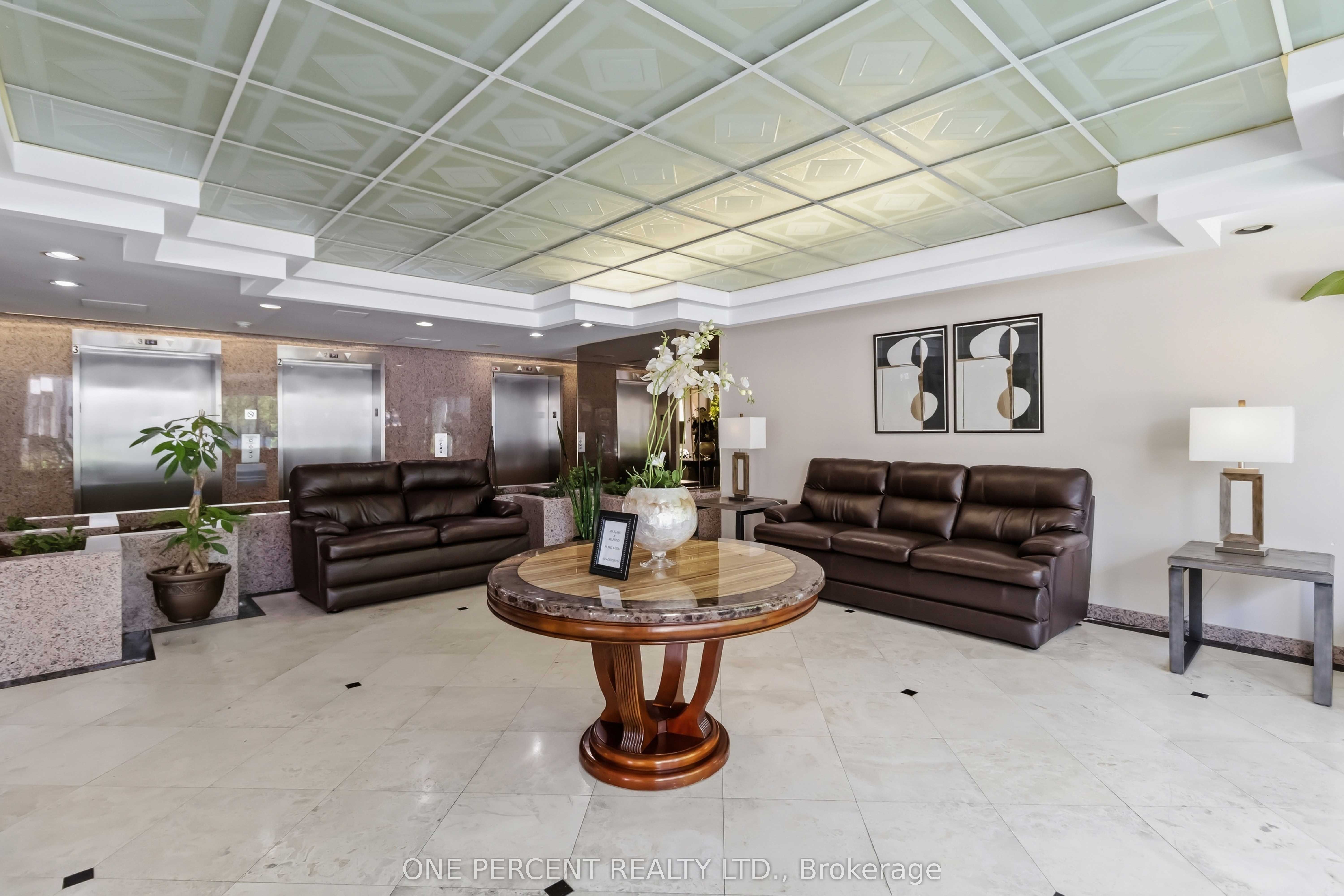 400 Webb Drive 1002, Mississauga, ON L5B 3Z7 photo 3