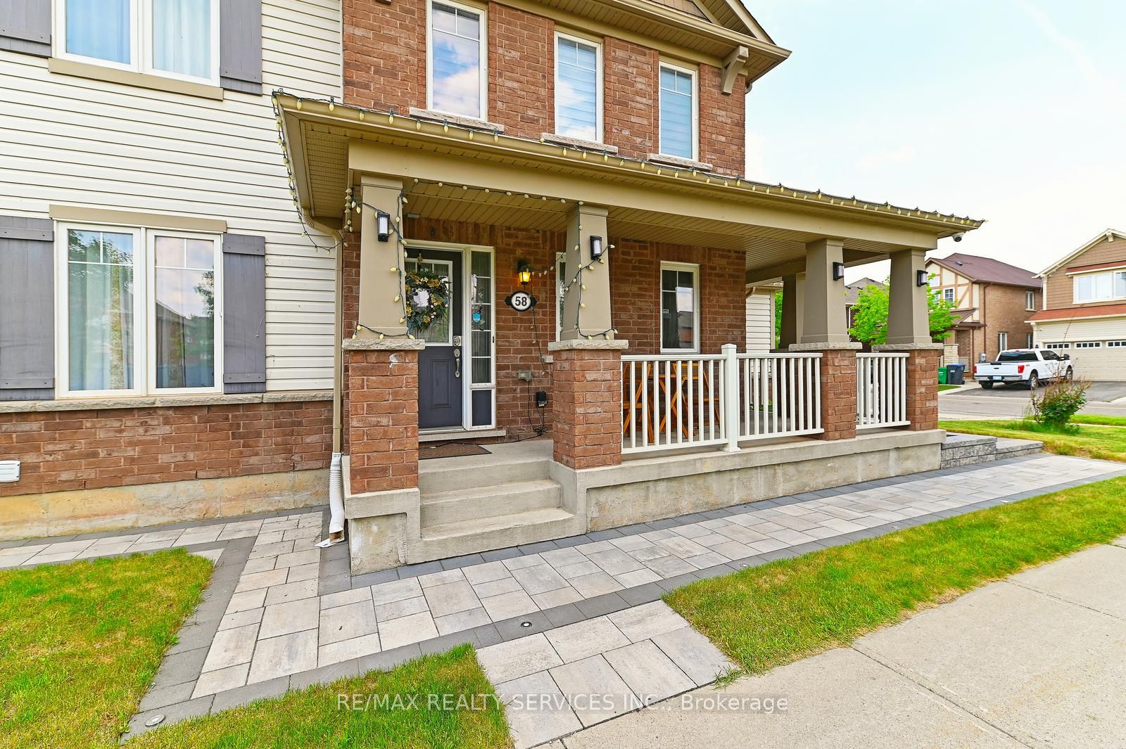 58 Veterans Drive, Brampton, ON L7A 0T7 photo 3