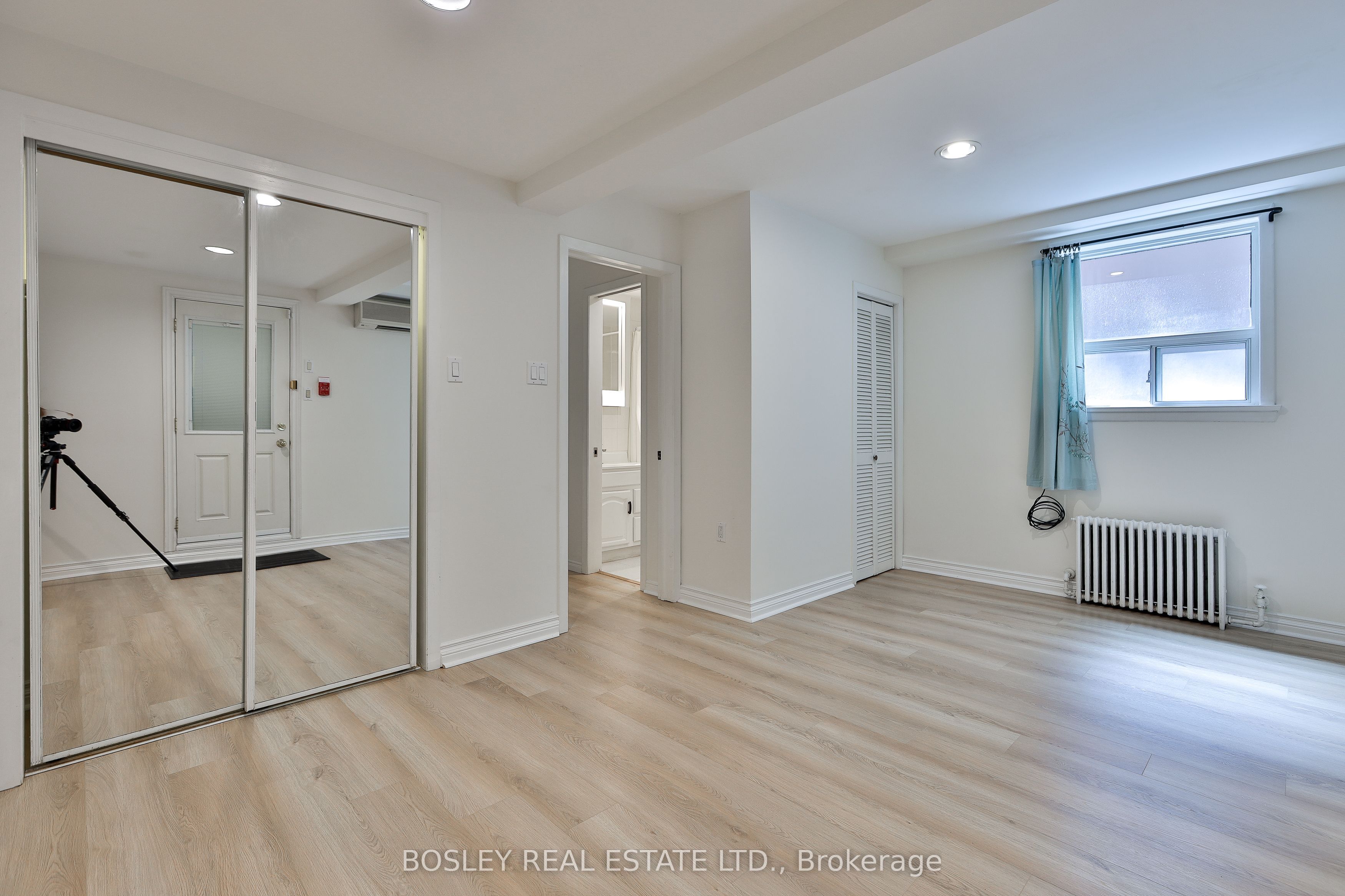 144 Evelyn Avenue Lower, Toronto, ON M6P 2Z7 photo 3