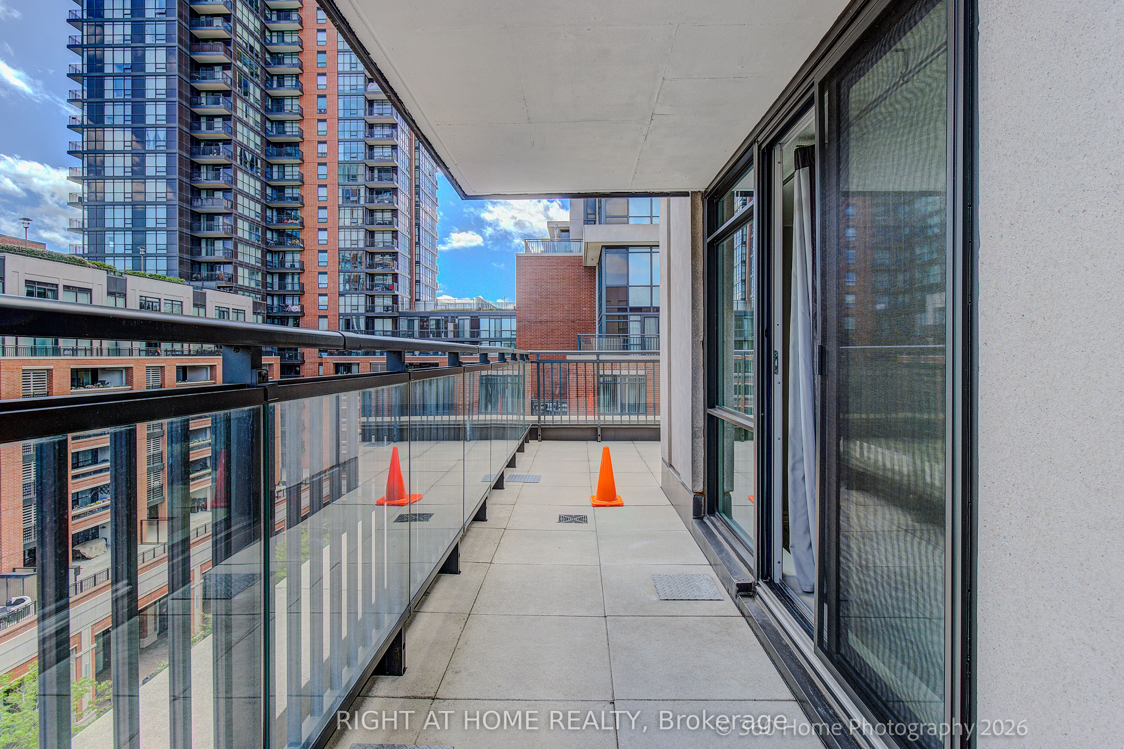 36 via bagnato 729, Toronto, ON M6A 0B7 photo 2
