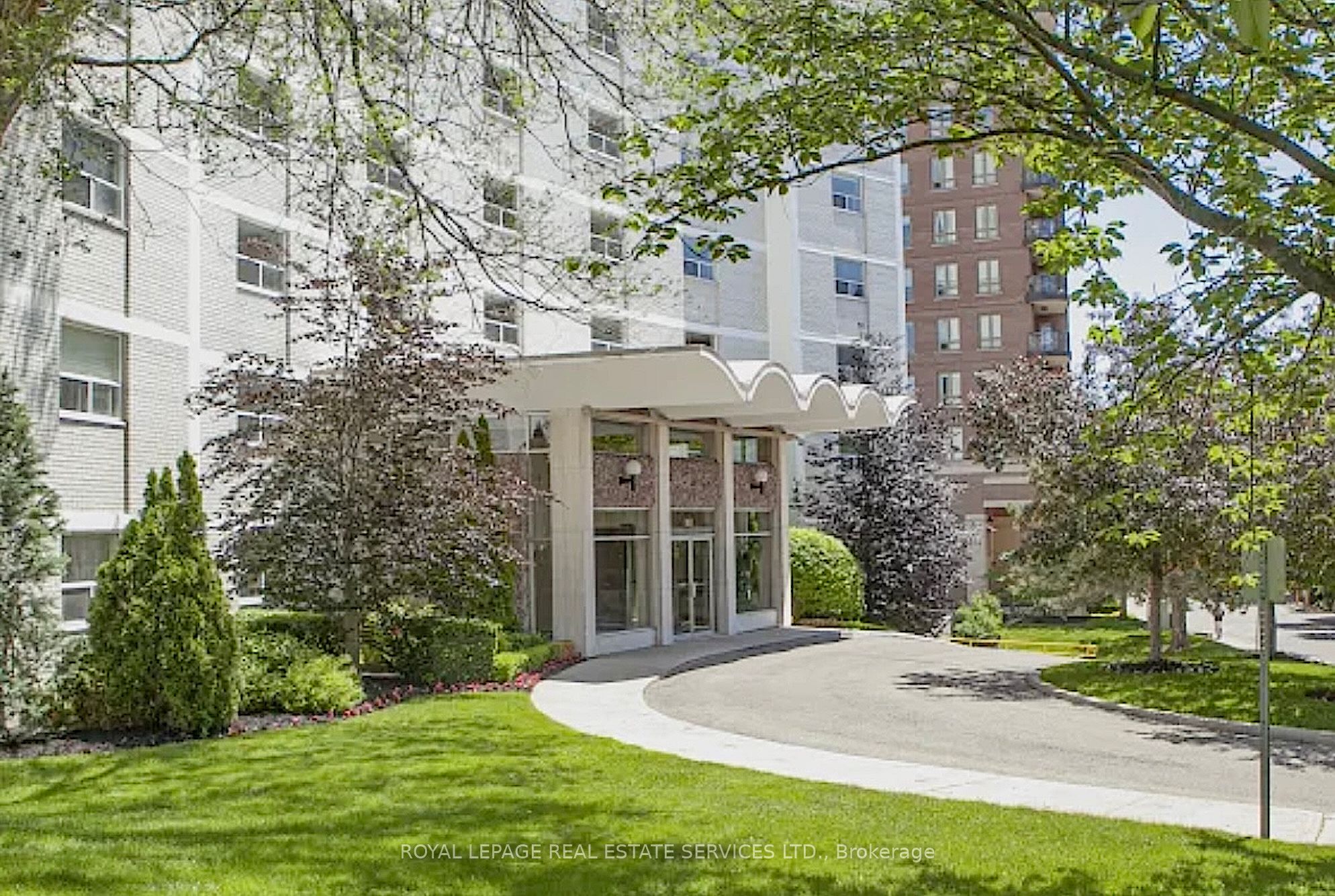 125 Forsythe Street 1201, Oakville, ON L6K 3K1