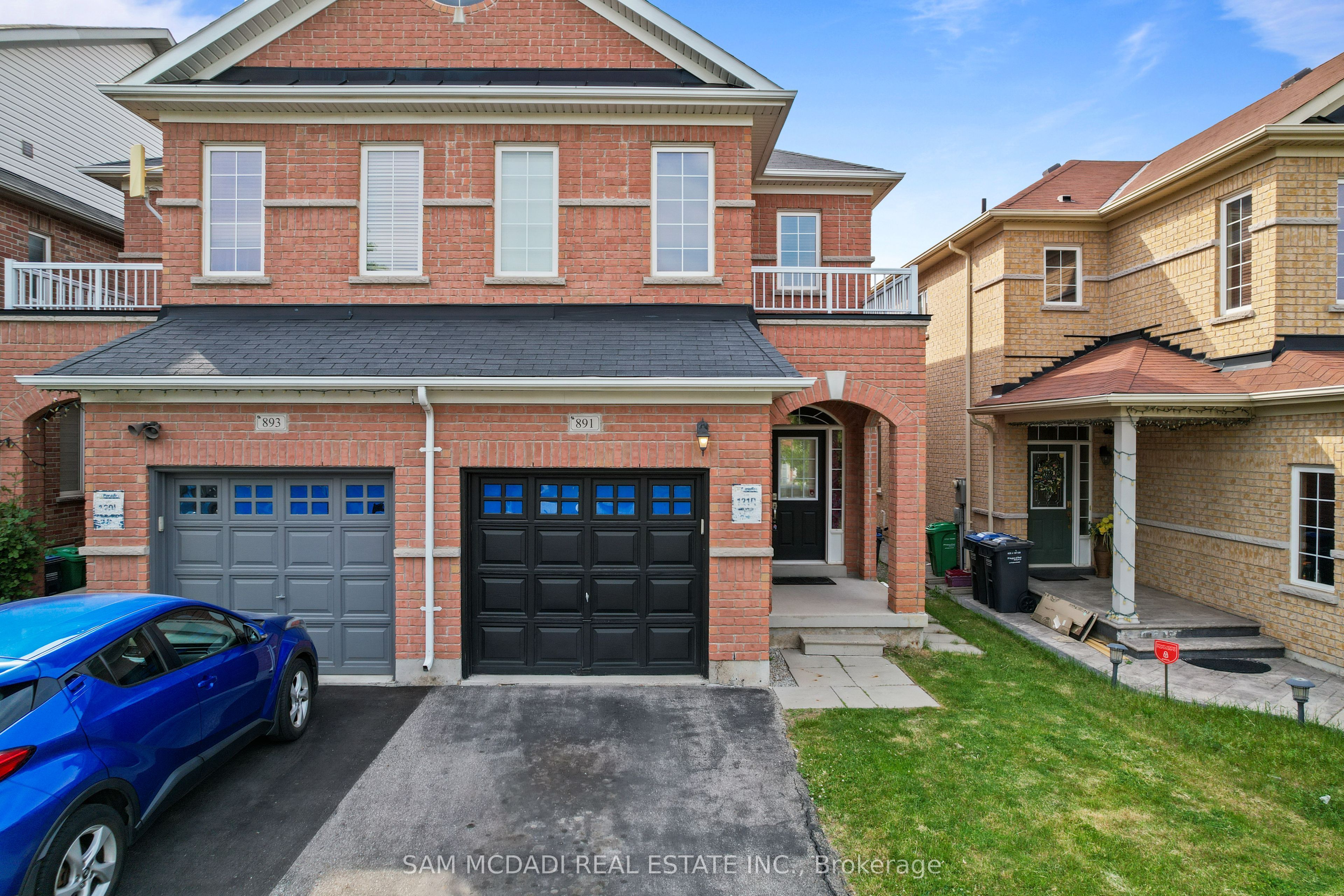 891 Oasis Drive, Mississauga, ON L5V 0C7 photo 4