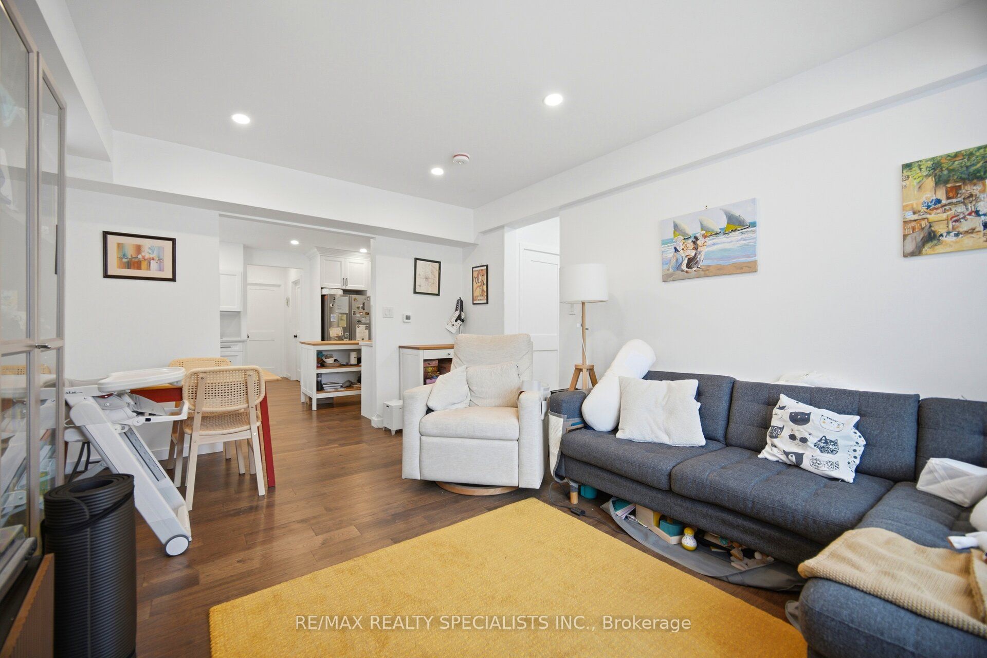 298 South Kingsway N/A, Toronto, ON M6S 3T9 photo 4