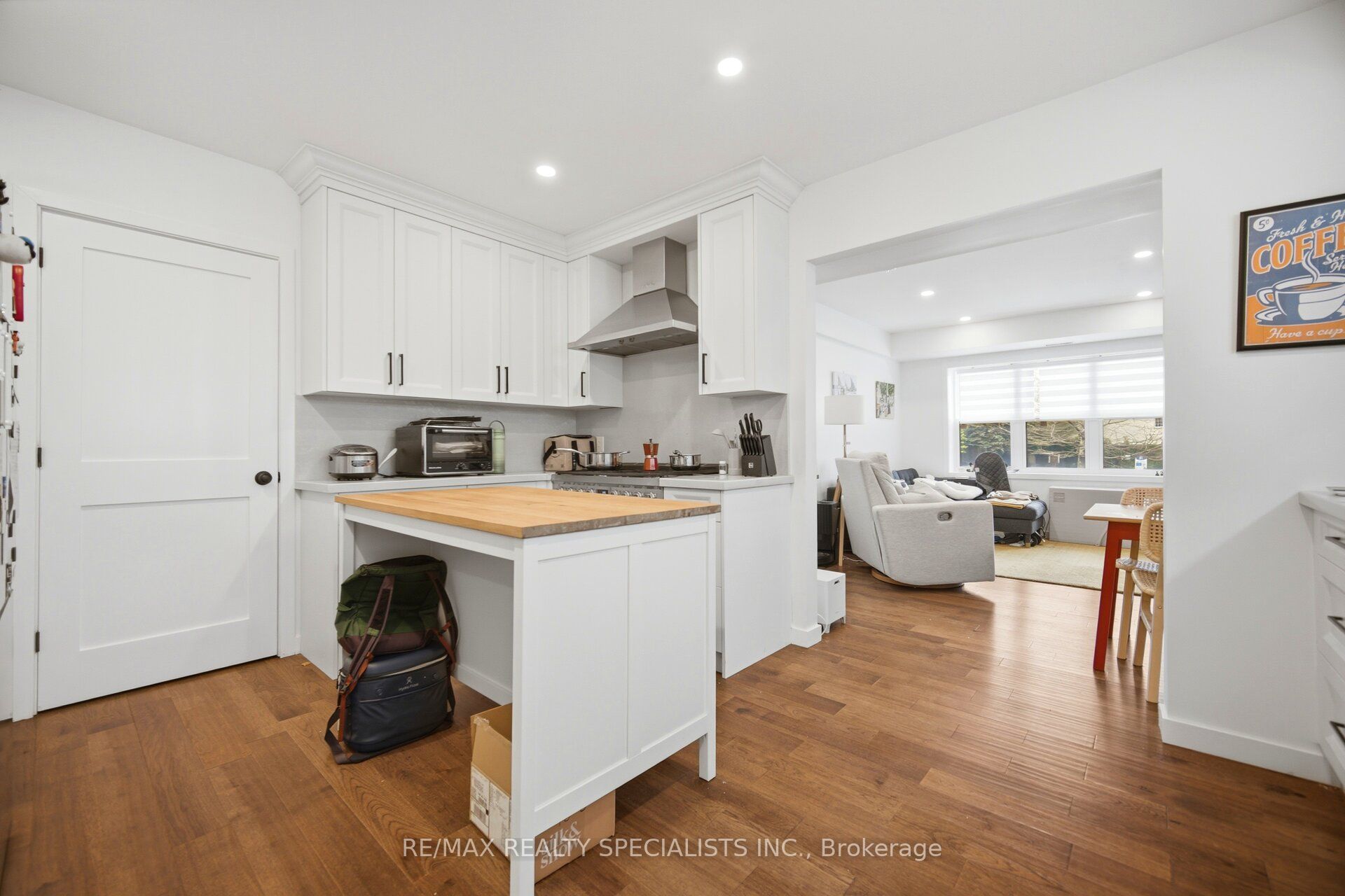 298 South Kingsway N/A, Toronto, ON M6S 3T9 photo 5
