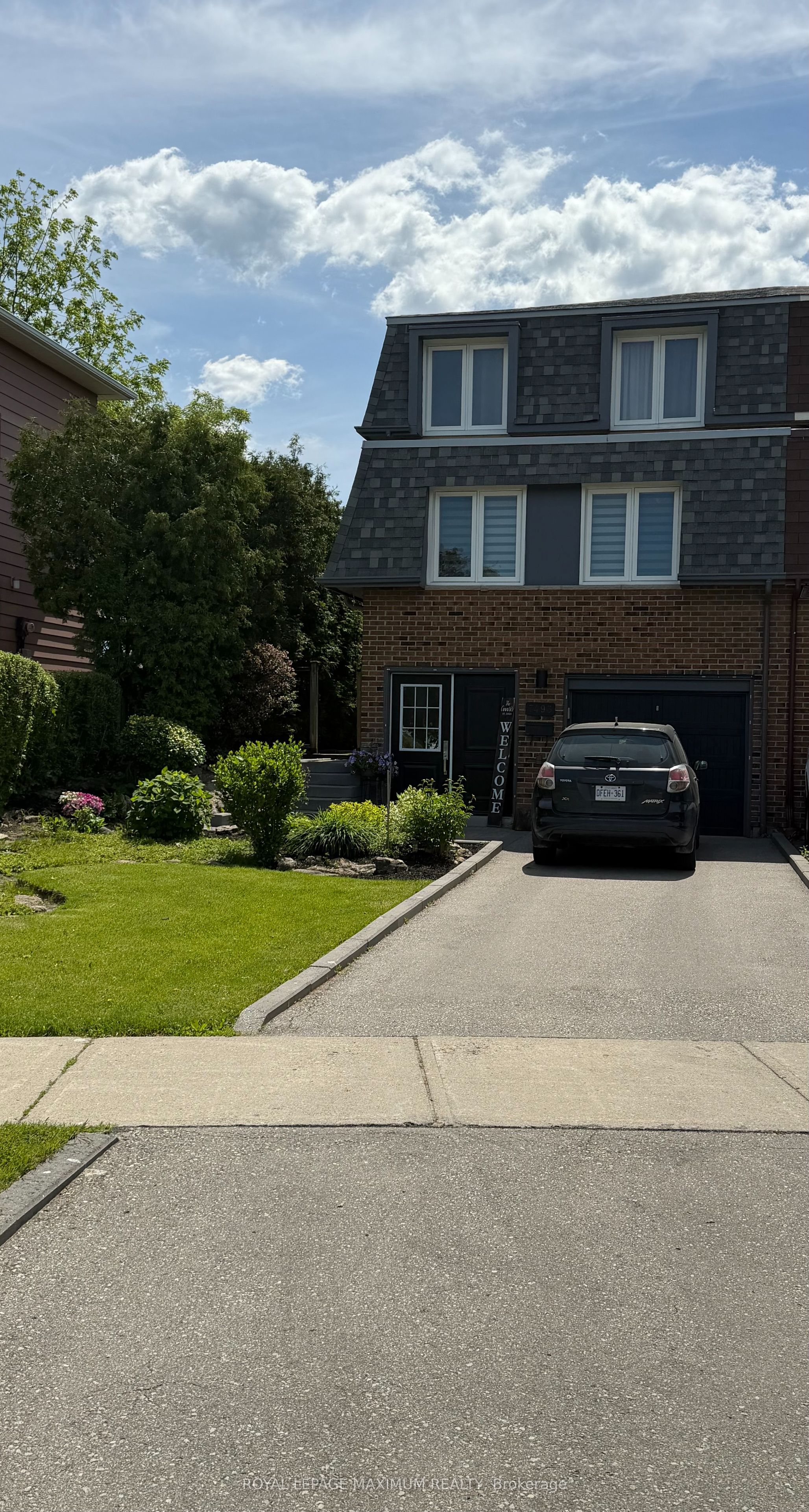 7493 Bybrook Drive, Mississauga, ON L4T 3R4 photo 3