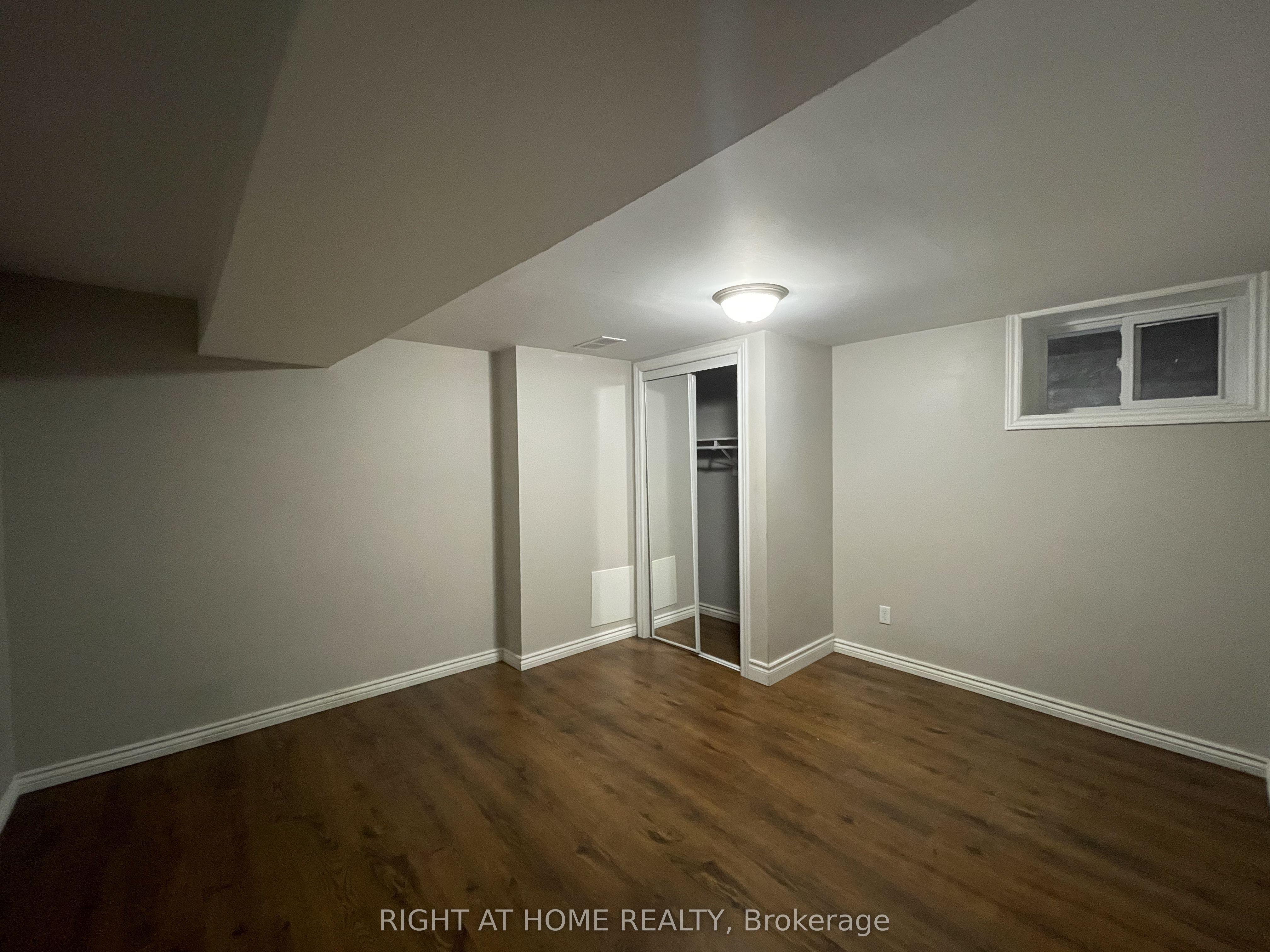 1311 Davenport Road B, Toronto, ON M6H 2H3 photo 3