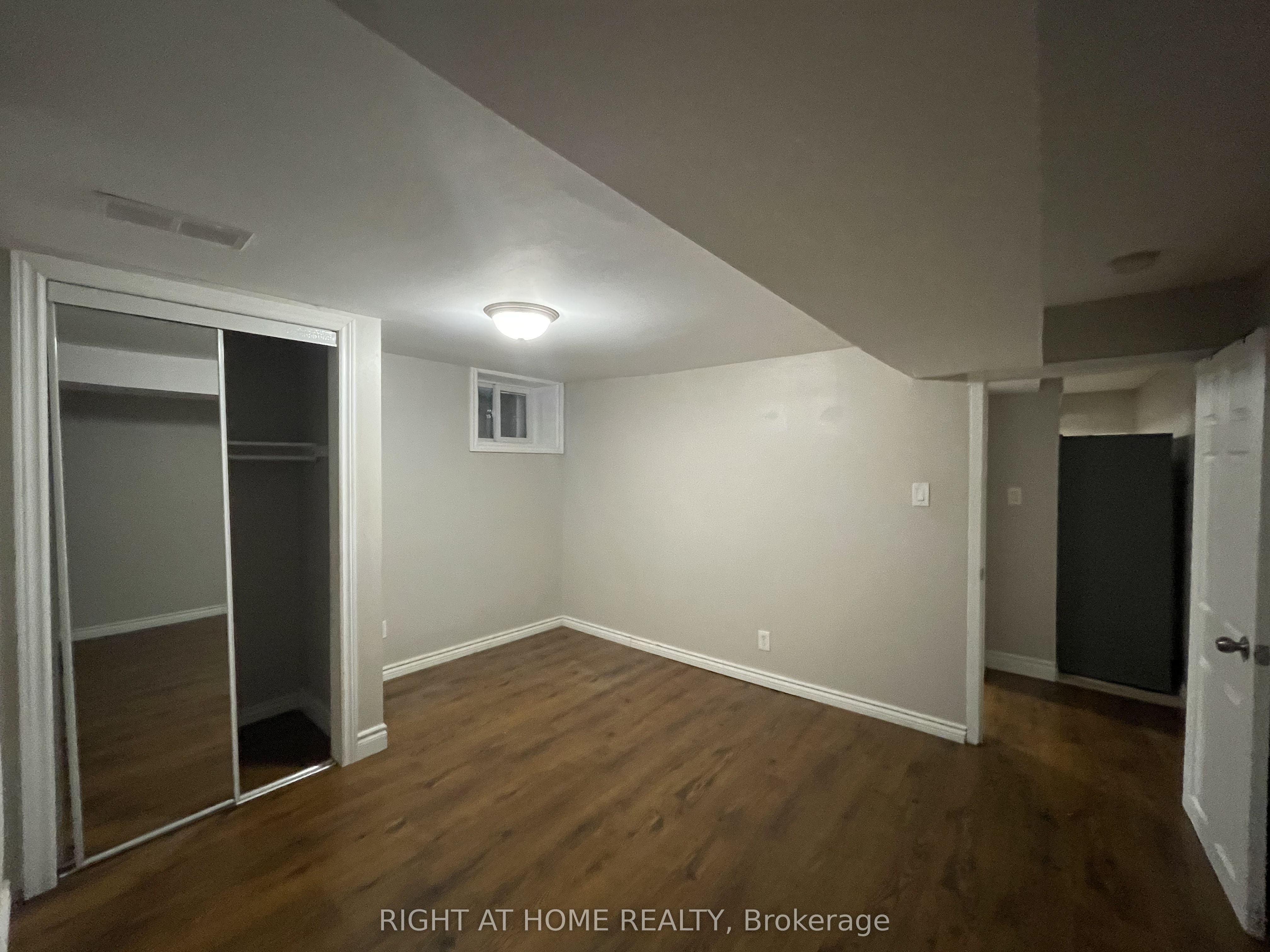 1311 Davenport Road B, Toronto, ON M6H 2H3 photo 4