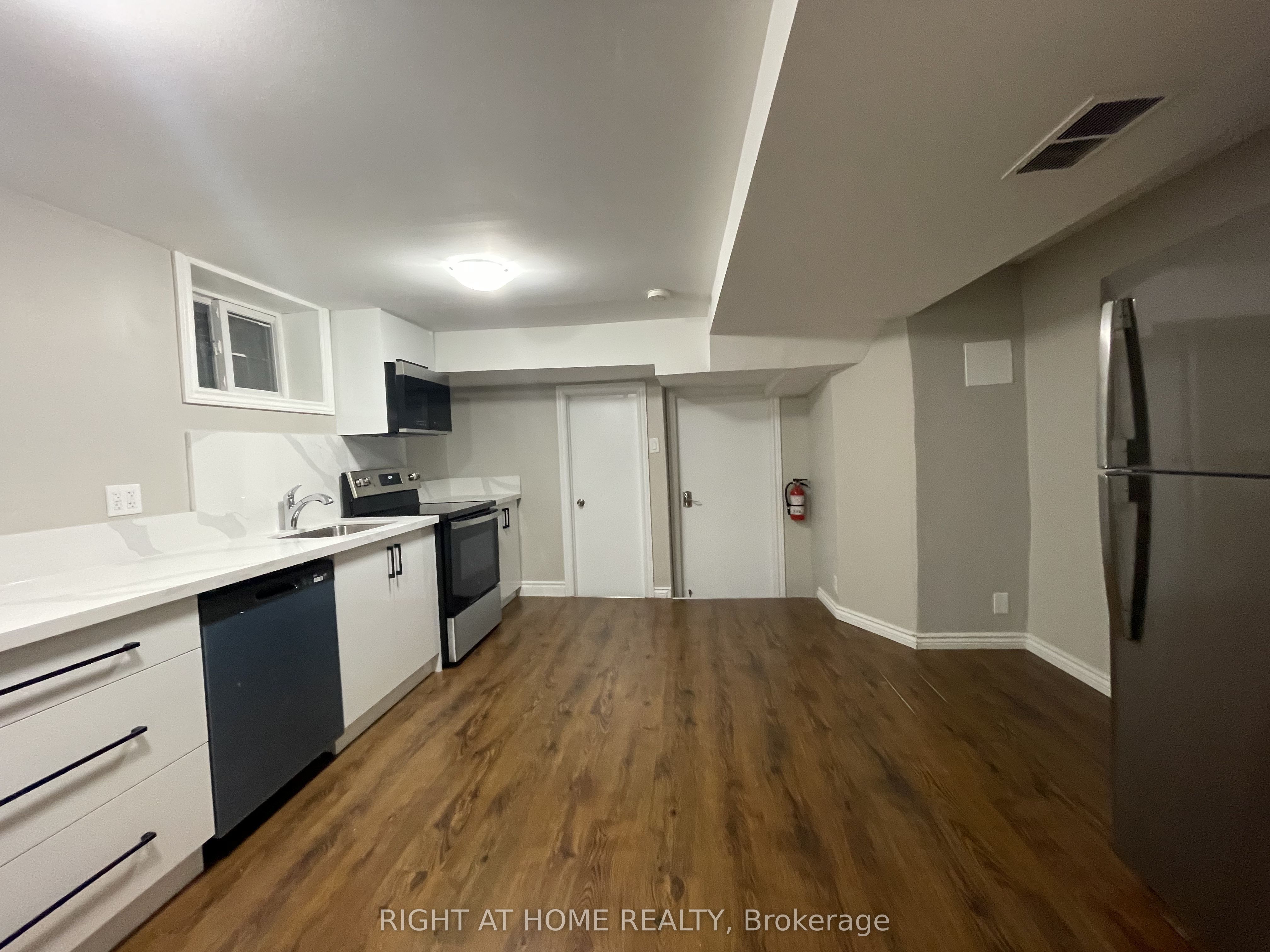 1311 Davenport Road B, Toronto, ON M6H 2H3 photo 5