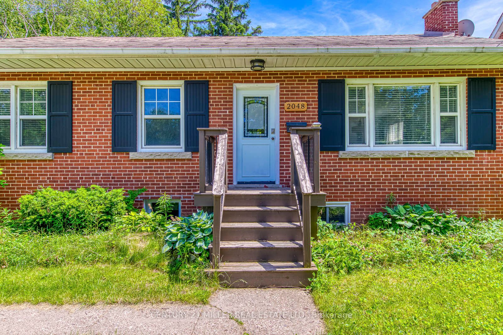 2048 Edinburgh (Main Level) Drive, Burlington, ON L7R 2C9 photo 4