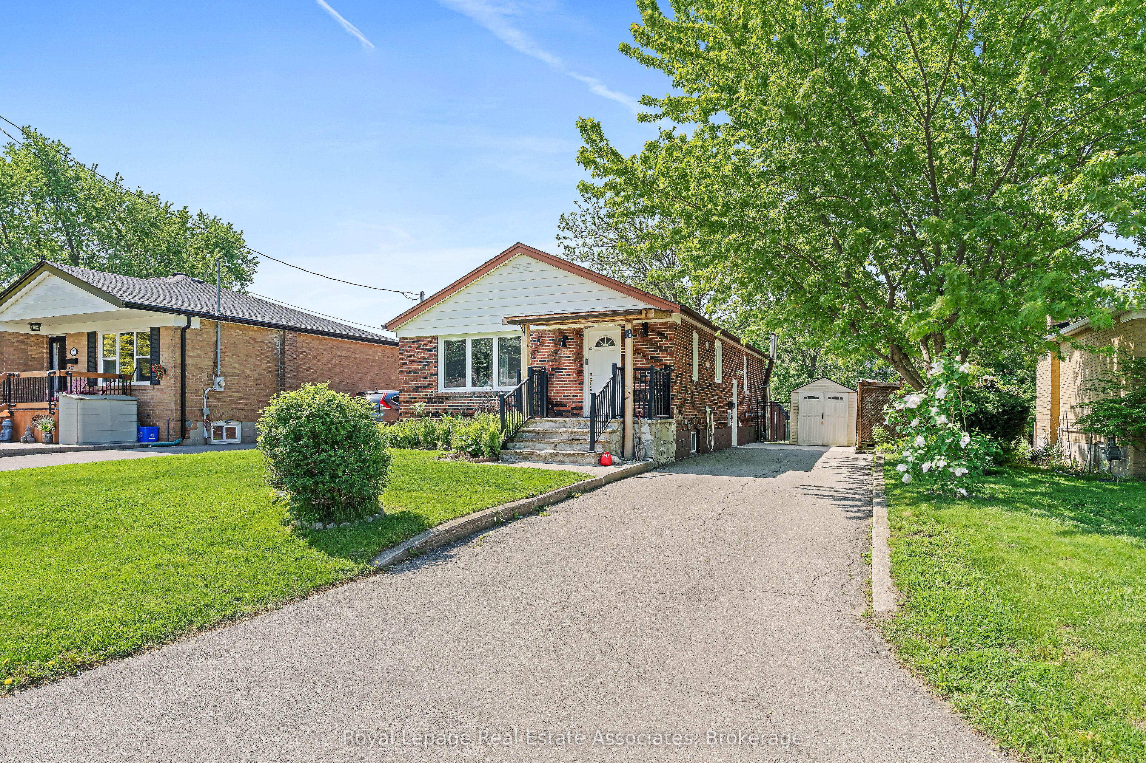 18 Shelley Street, Halton Hills, ON L7G 3W9