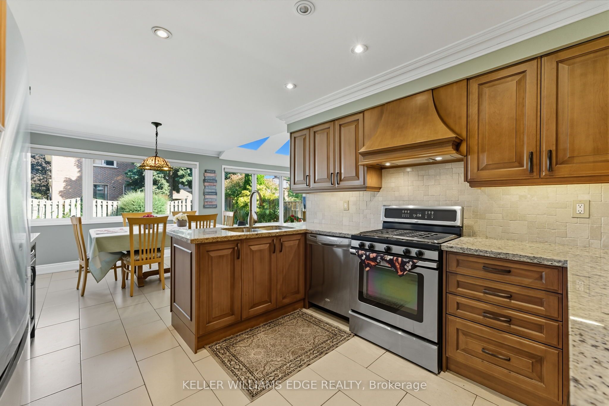 3043 Vanderbilt Road, Mississauga, ON L5N 4W8 photo 4