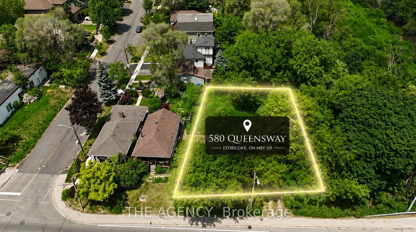 580 The Queensway, Toronto, ON M8Y 1J9