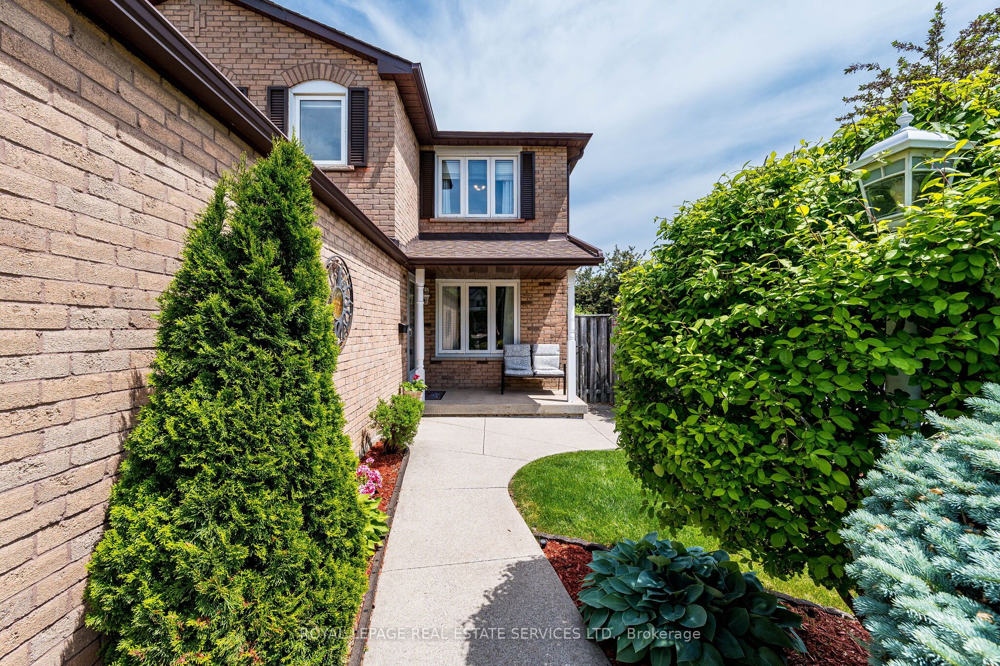 19 Newgreen Crescent, Brampton, ON L6S 4Y2 photo 4