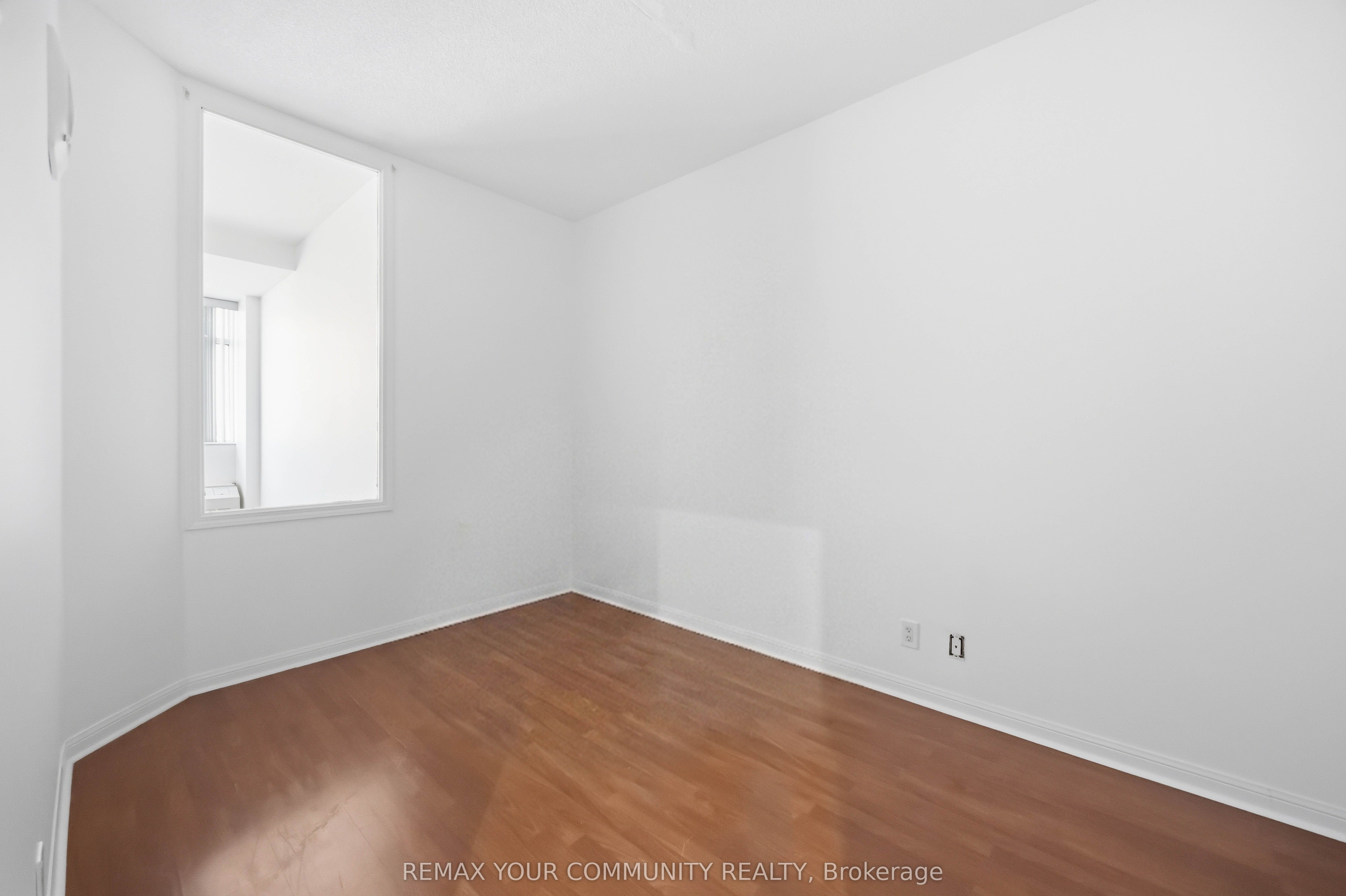1600 Keele Street 502, Toronto, ON M6N 5J1 photo 5