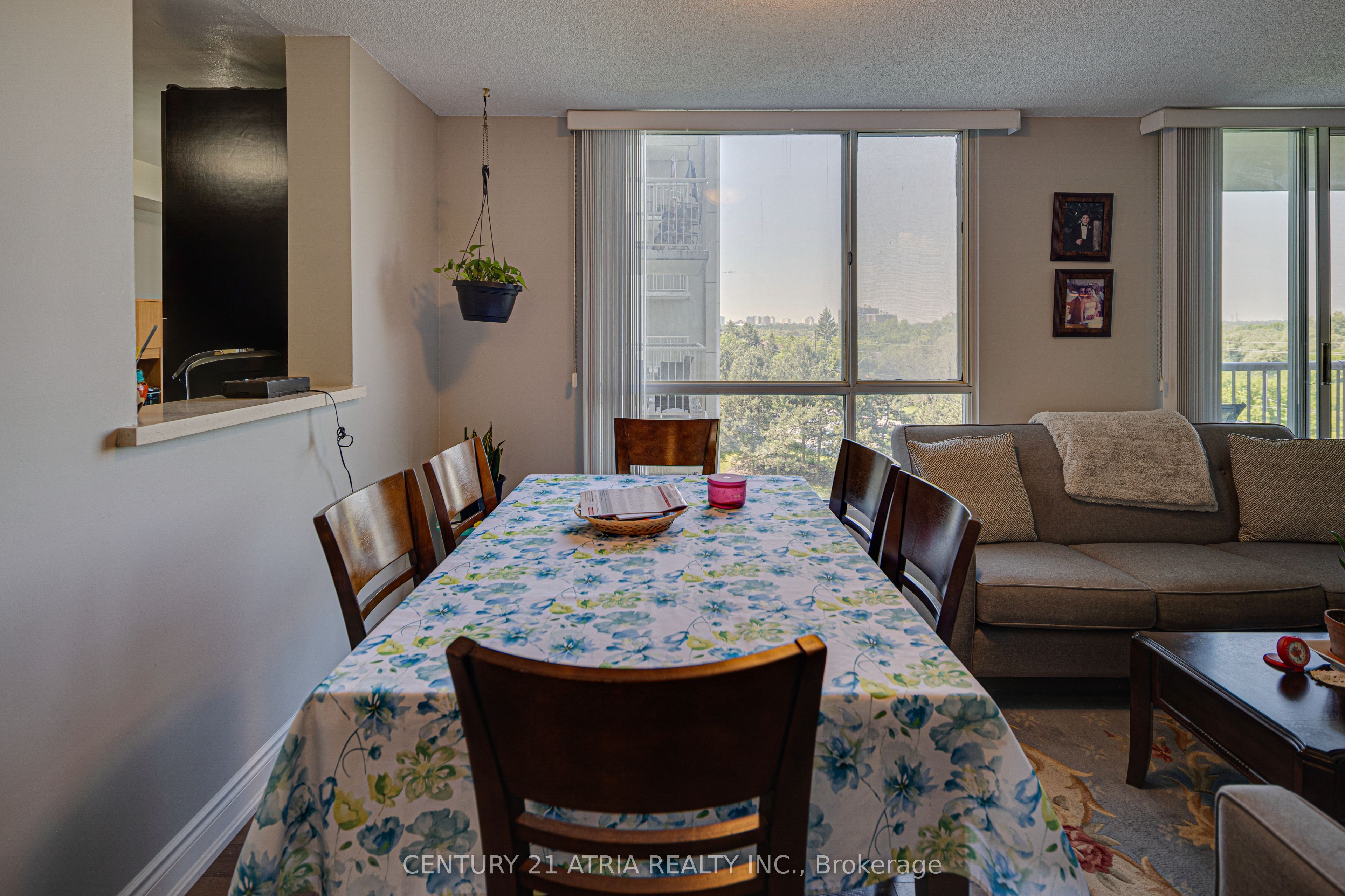 3077 Weston Road 606, Toronto, ON M9M 3A1 photo 5
