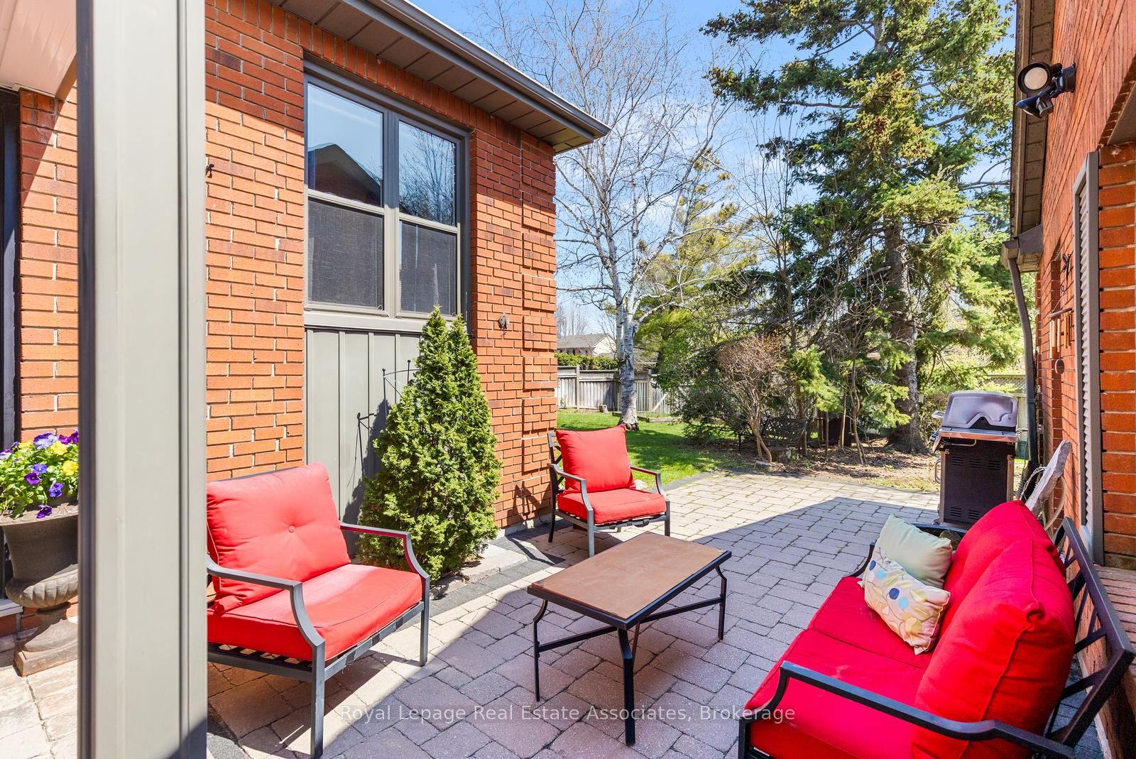 4107 Rolling Valley Drive, Mississauga, ON L5L 2J1 photo 2