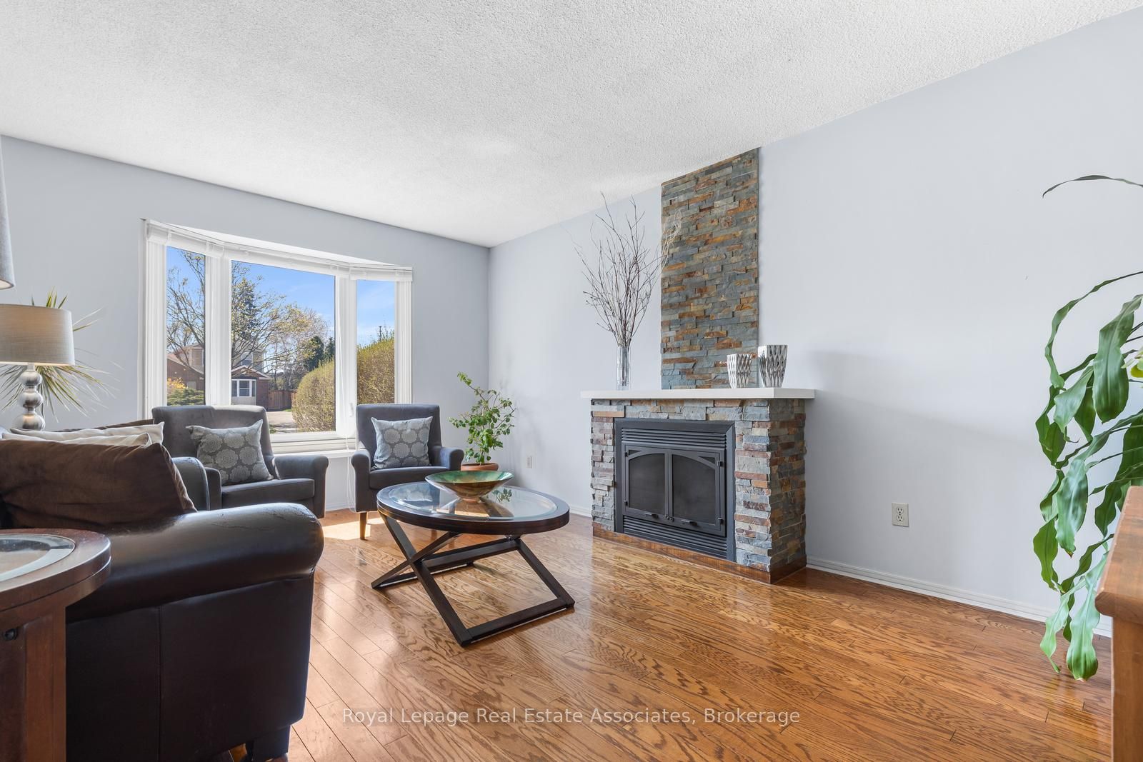 4107 Rolling Valley Drive, Mississauga, ON L5L 2J1 photo 4