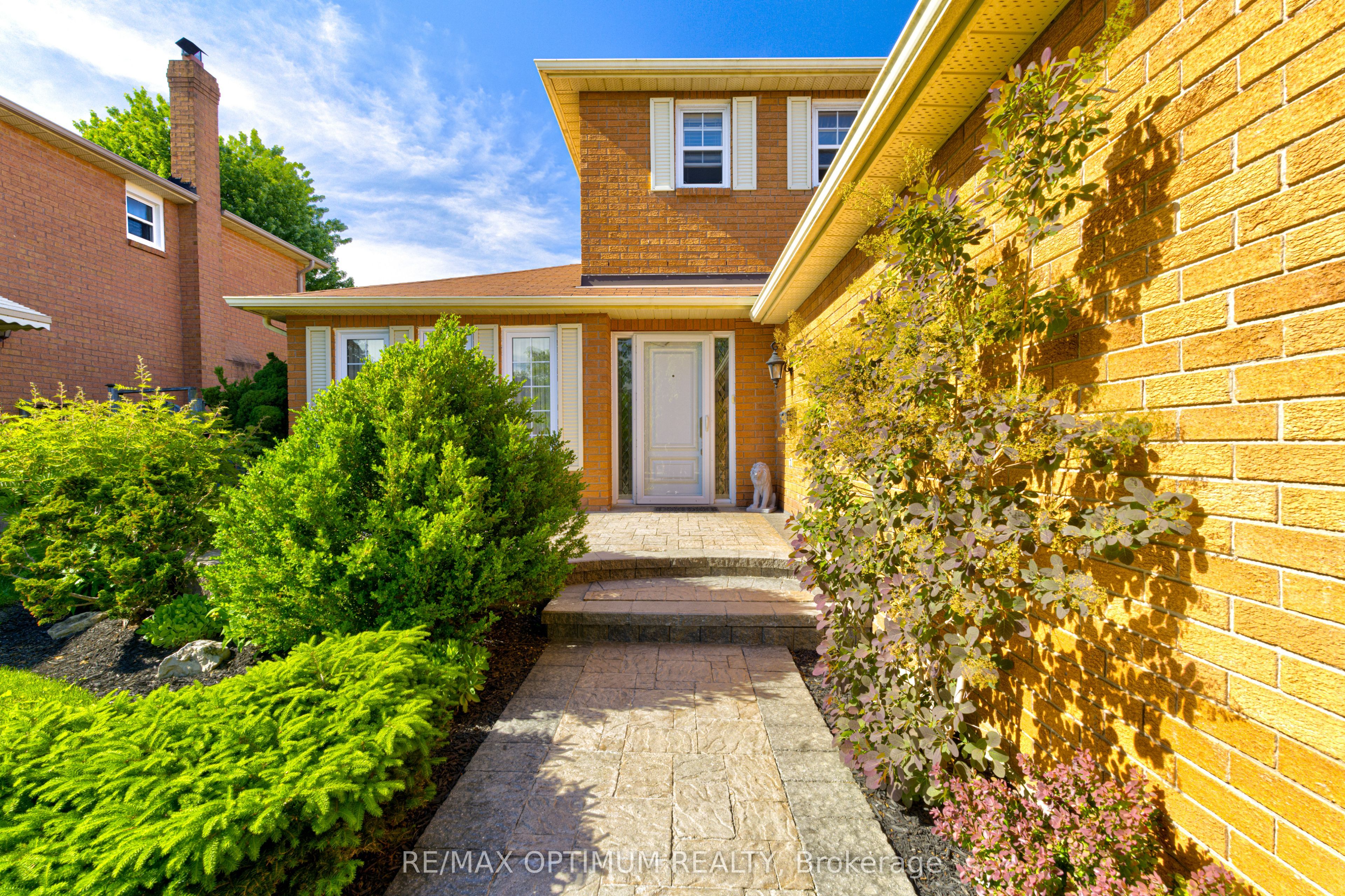 33 Corkett Drive, Brampton, ON L6X 3G1 photo 5