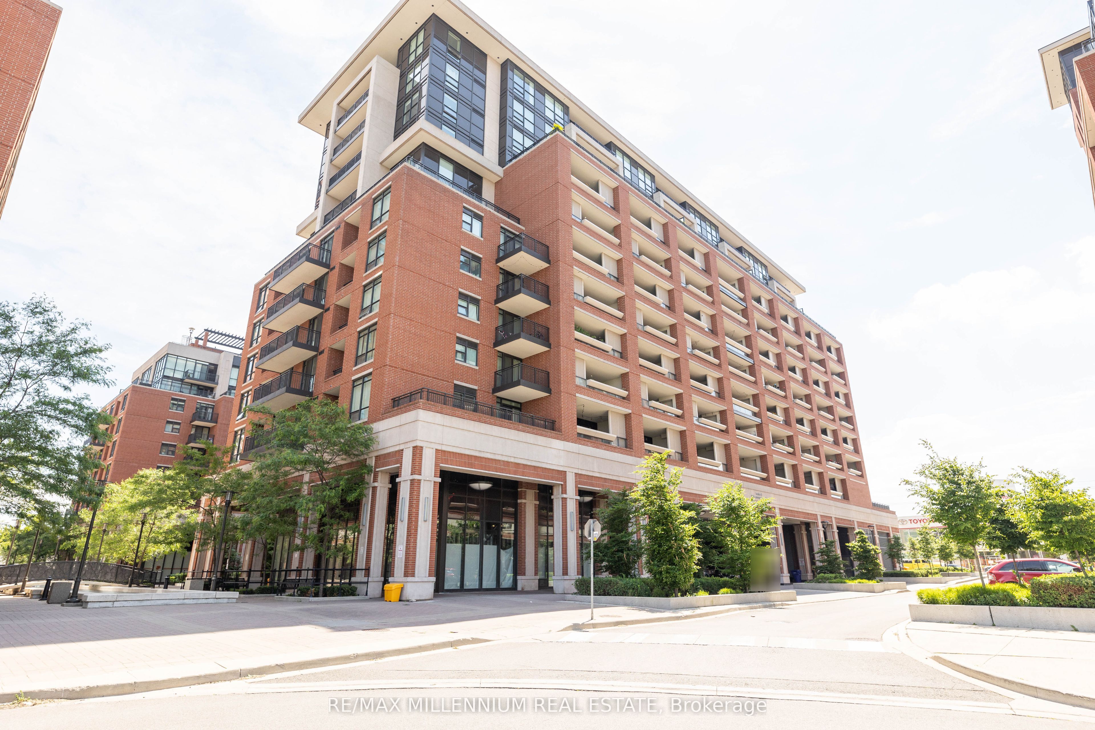 830 Lawrence Avenue W 334, Toronto, ON M6A 0B6