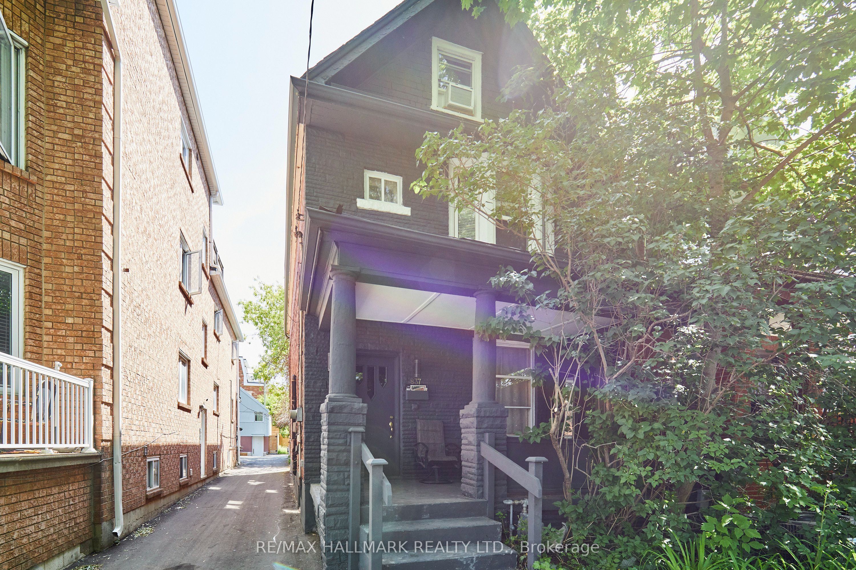 837 Gladstone Avenue, Toronto, ON M6H 3J7 photo 5