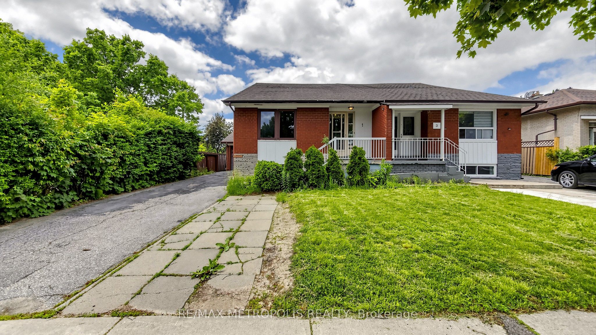 1 Council Crescent, Toronto, ON M3J 1J5