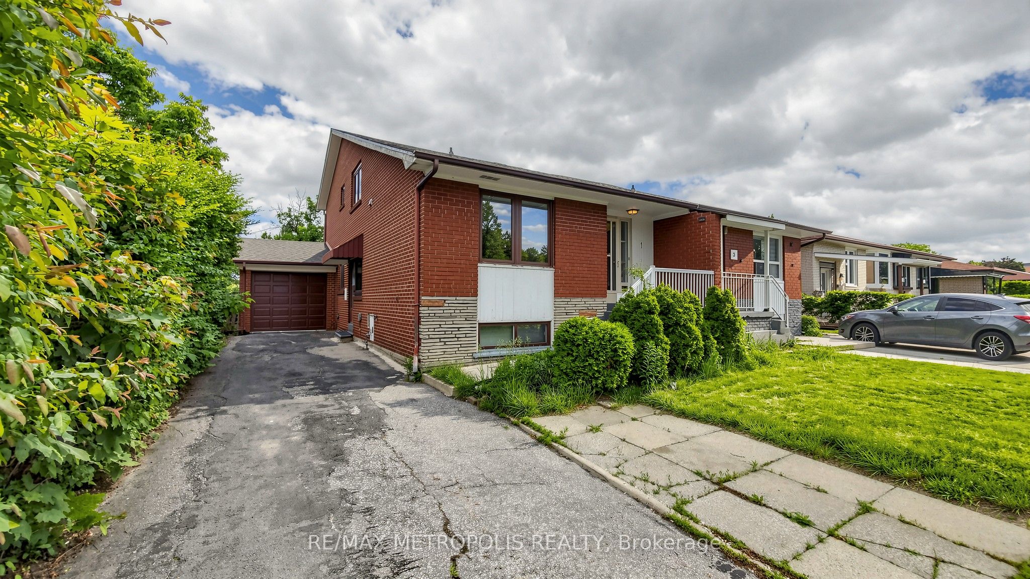 1 Council Crescent, Toronto, ON M3J 1J5 photo 4