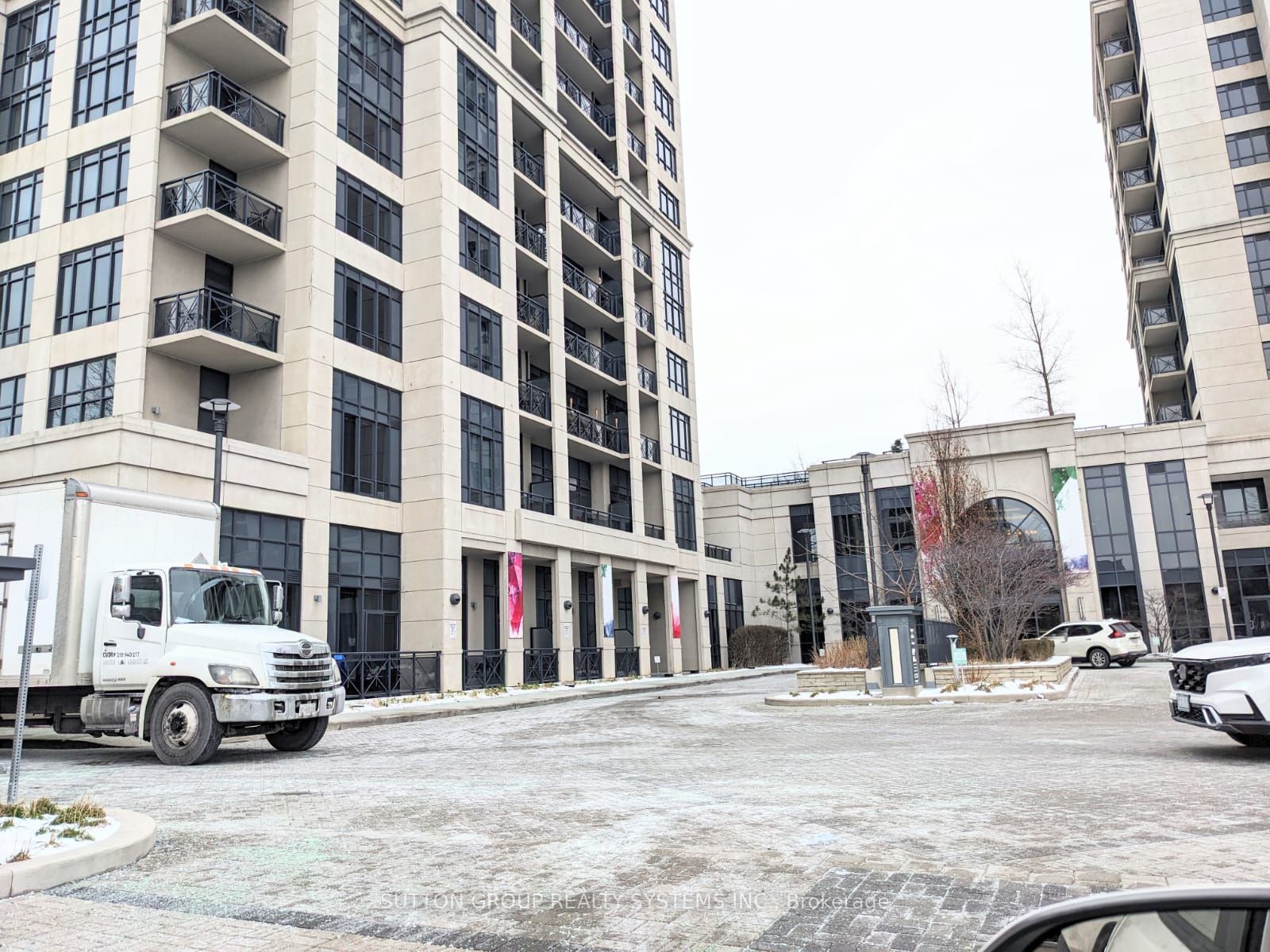 2 Eva Road 1728, Toronto, ON M9C 0A9
