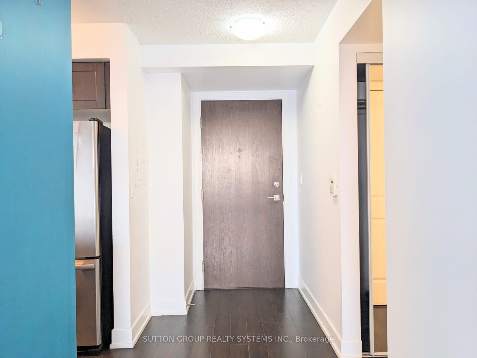 2 Eva Road 1728, Toronto, ON M9C 0A9 photo 5