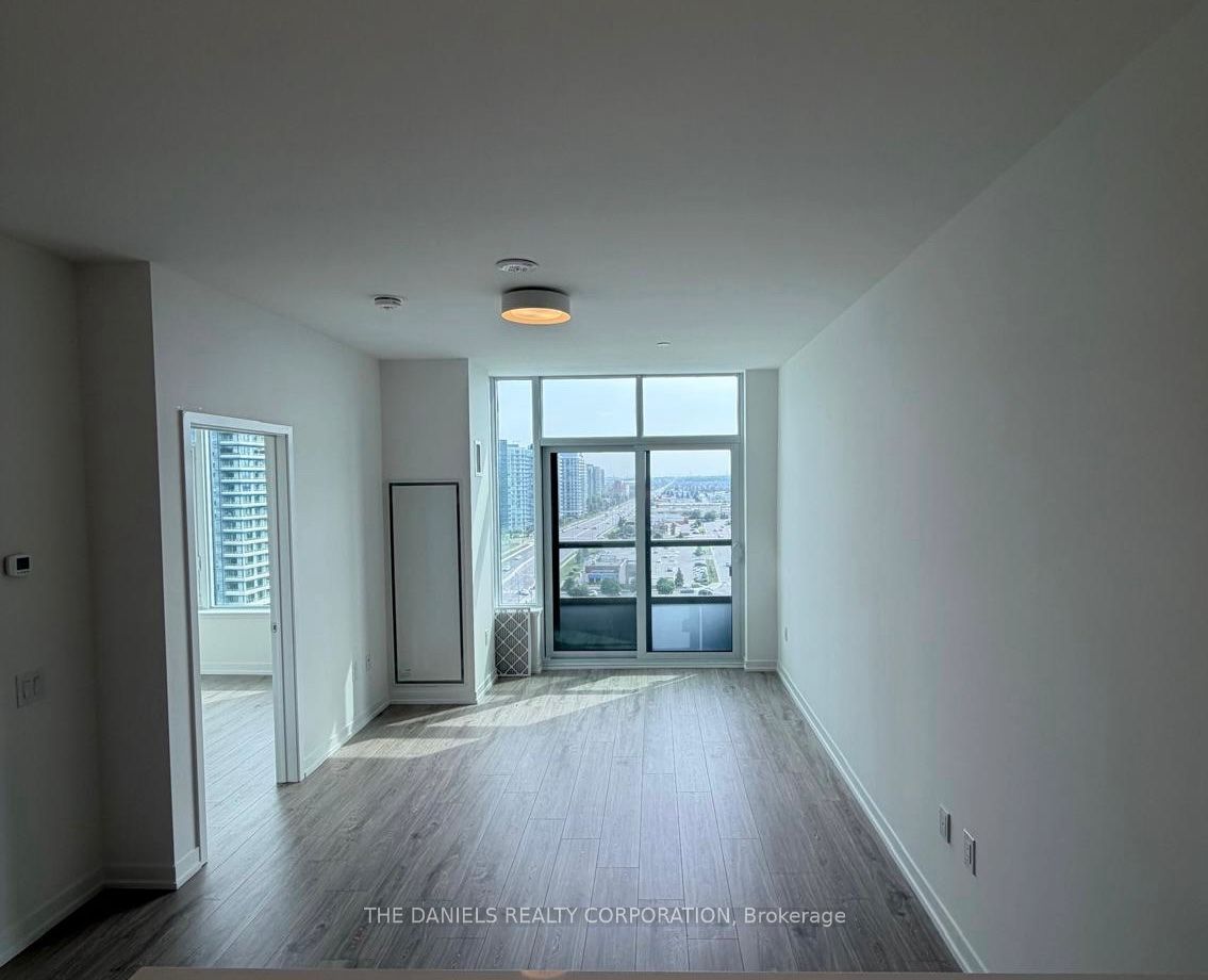 2485 Eglinton Avenue W 1520, Mississauga, ON L5M 2T1 photo 2