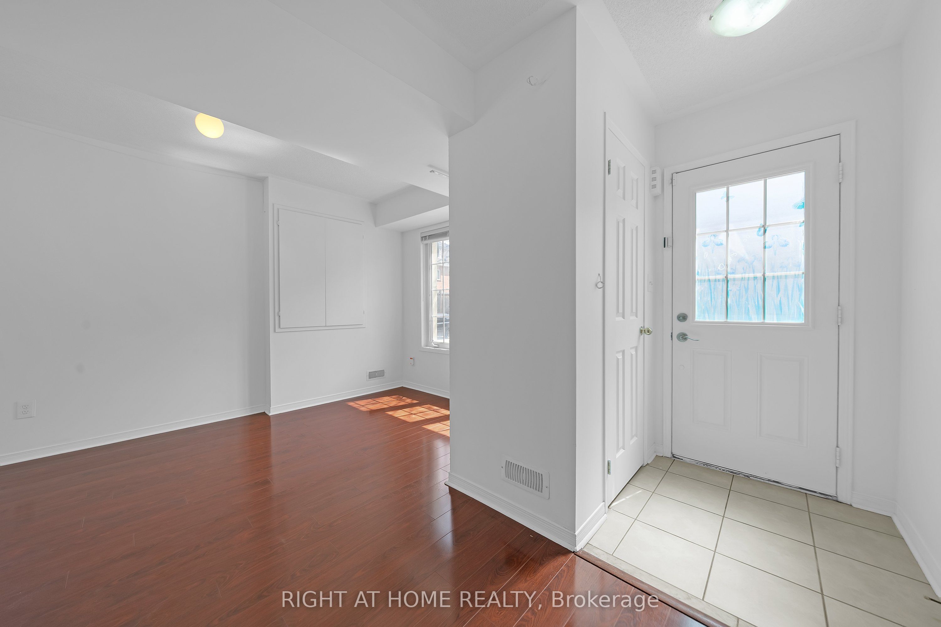 83 Odoardo Di Santo Circle, Toronto, ON M3L 0E9 photo 5
