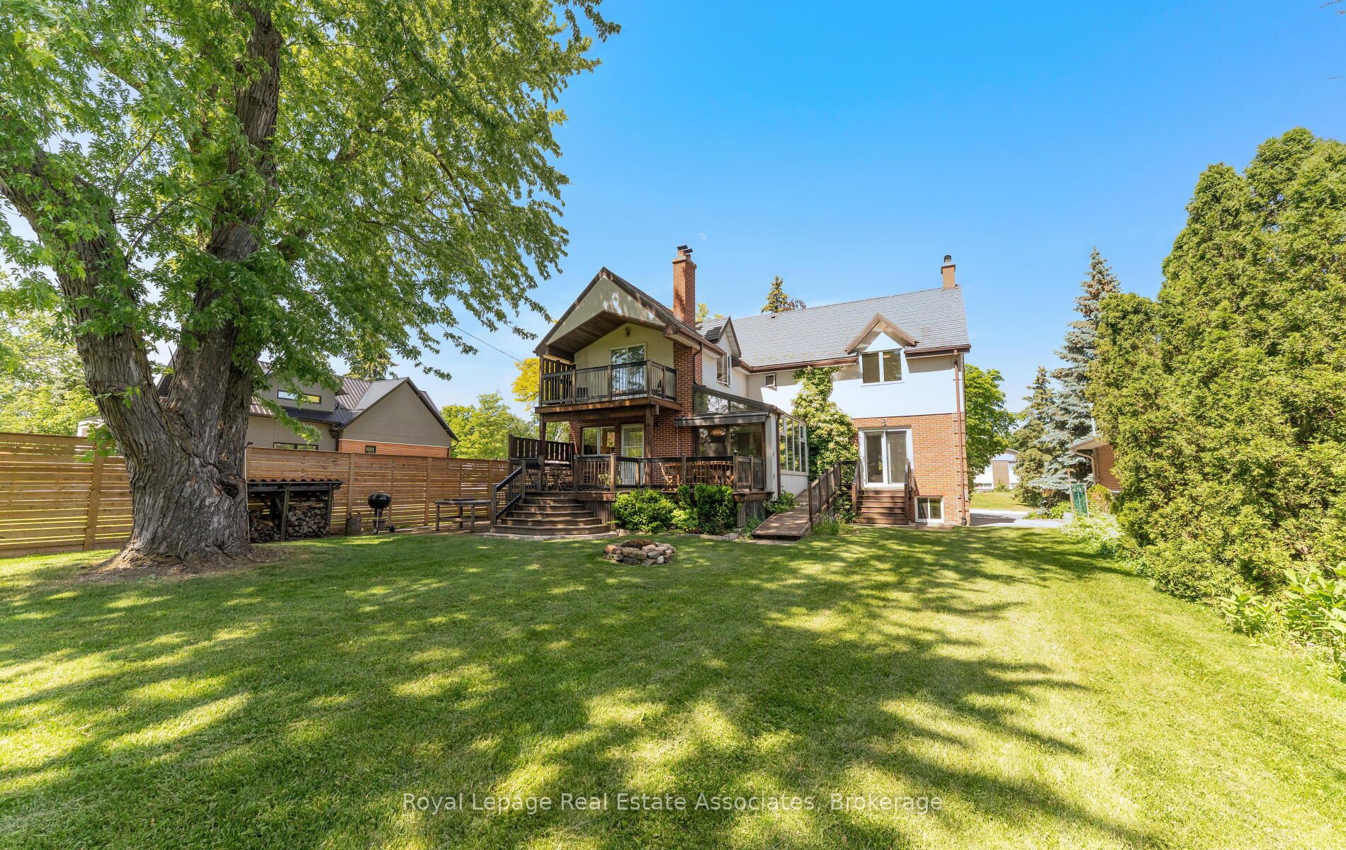 30 Theodore Drive, Mississauga, ON L5M 1E4 photo 4