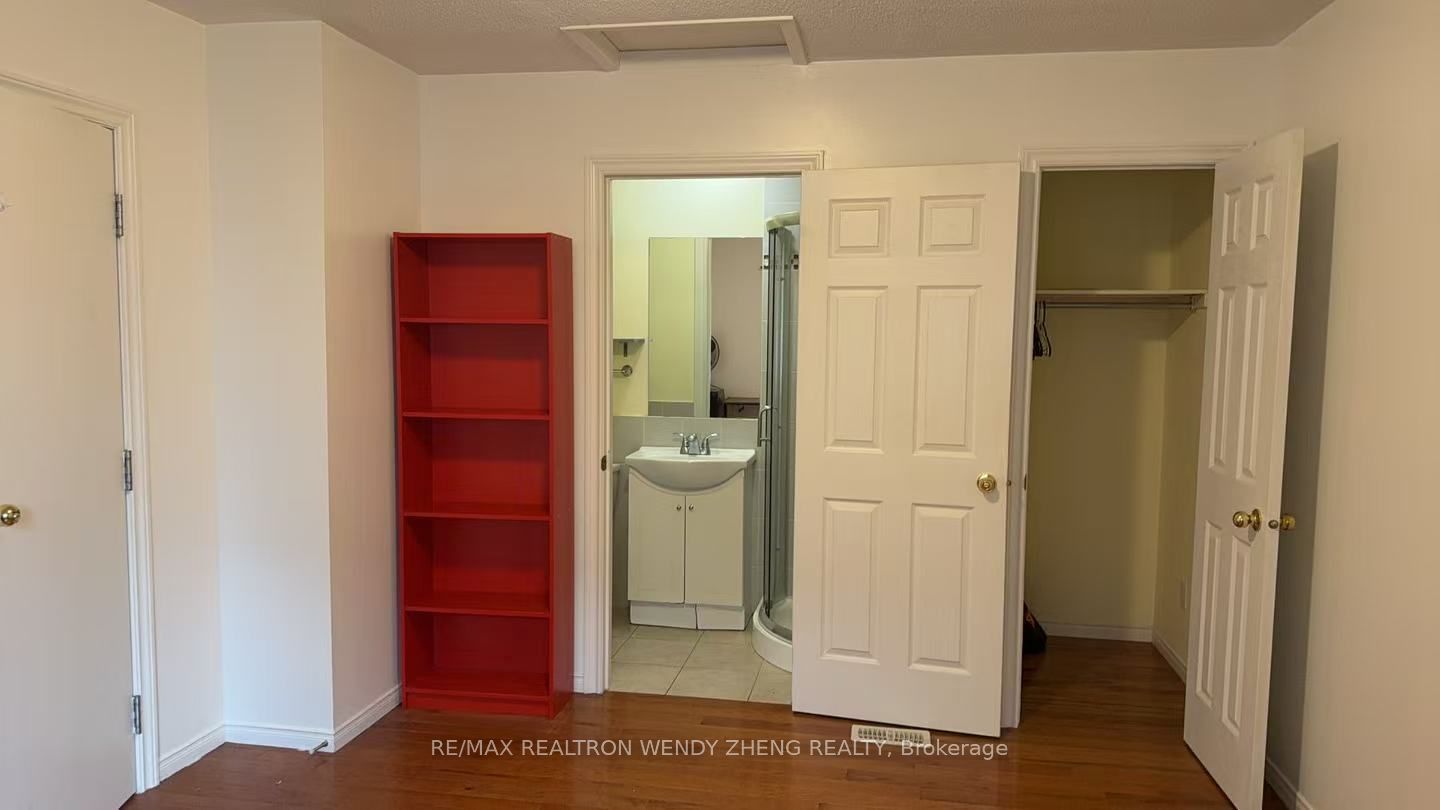 306 Cook Road 3rd, Toronto, ON M3J 0C2 photo 3