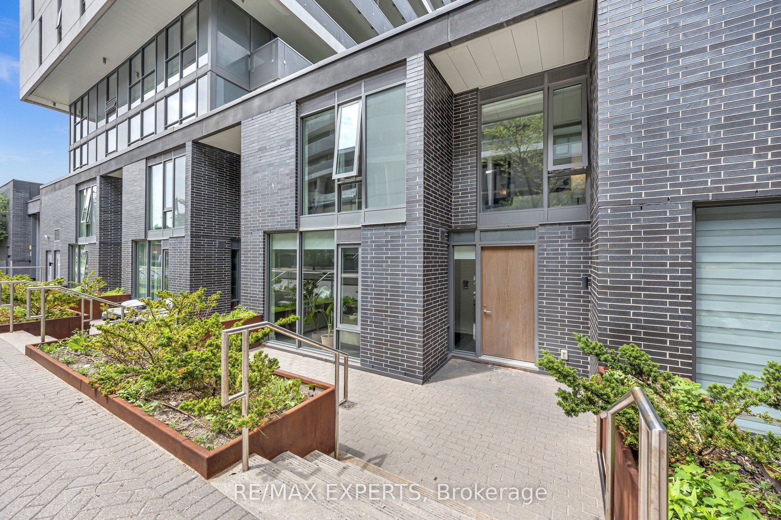 160 Flemington Road E 109, Toronto, ON M6A 0A9 photo 2