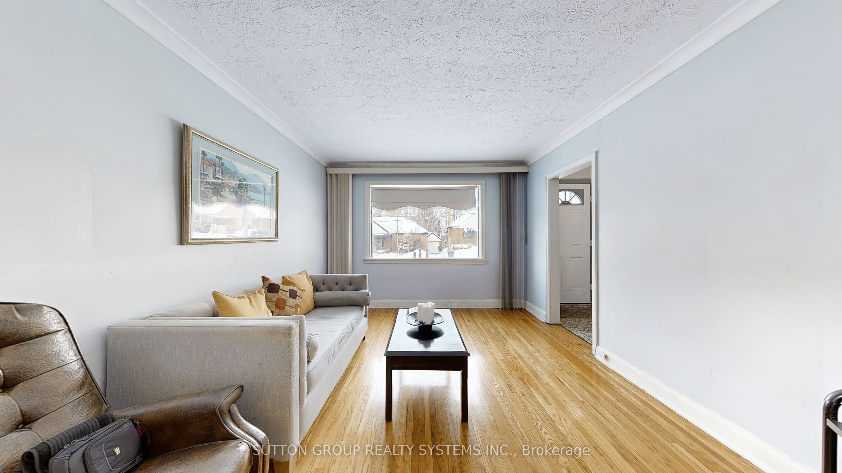 199 Strathnairn Avenue, Toronto, ON M6M 2G6 photo 4