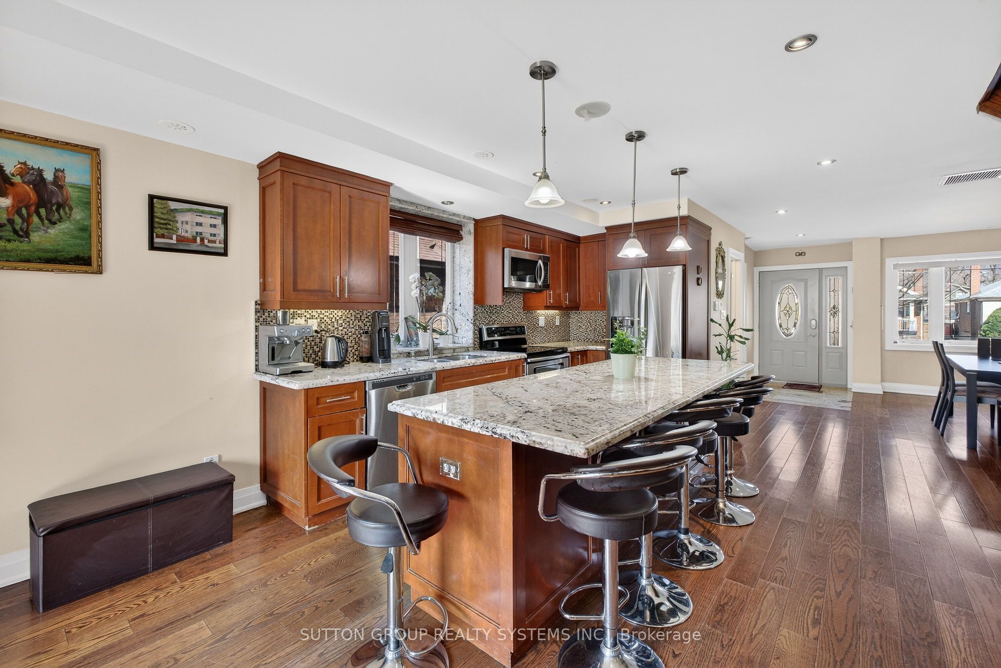 32 Green Lanes N/A, Toronto, ON M8Z 4V6 photo 4