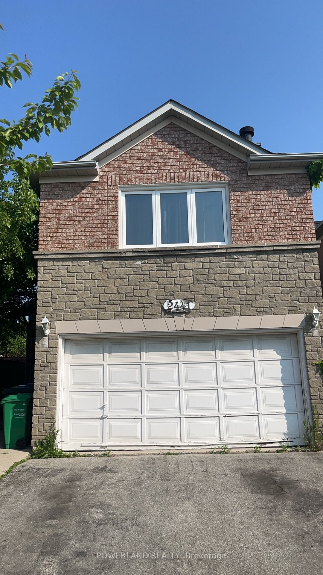 2441 Strathmore Crescent, Mississauga, ON L5M 5K2