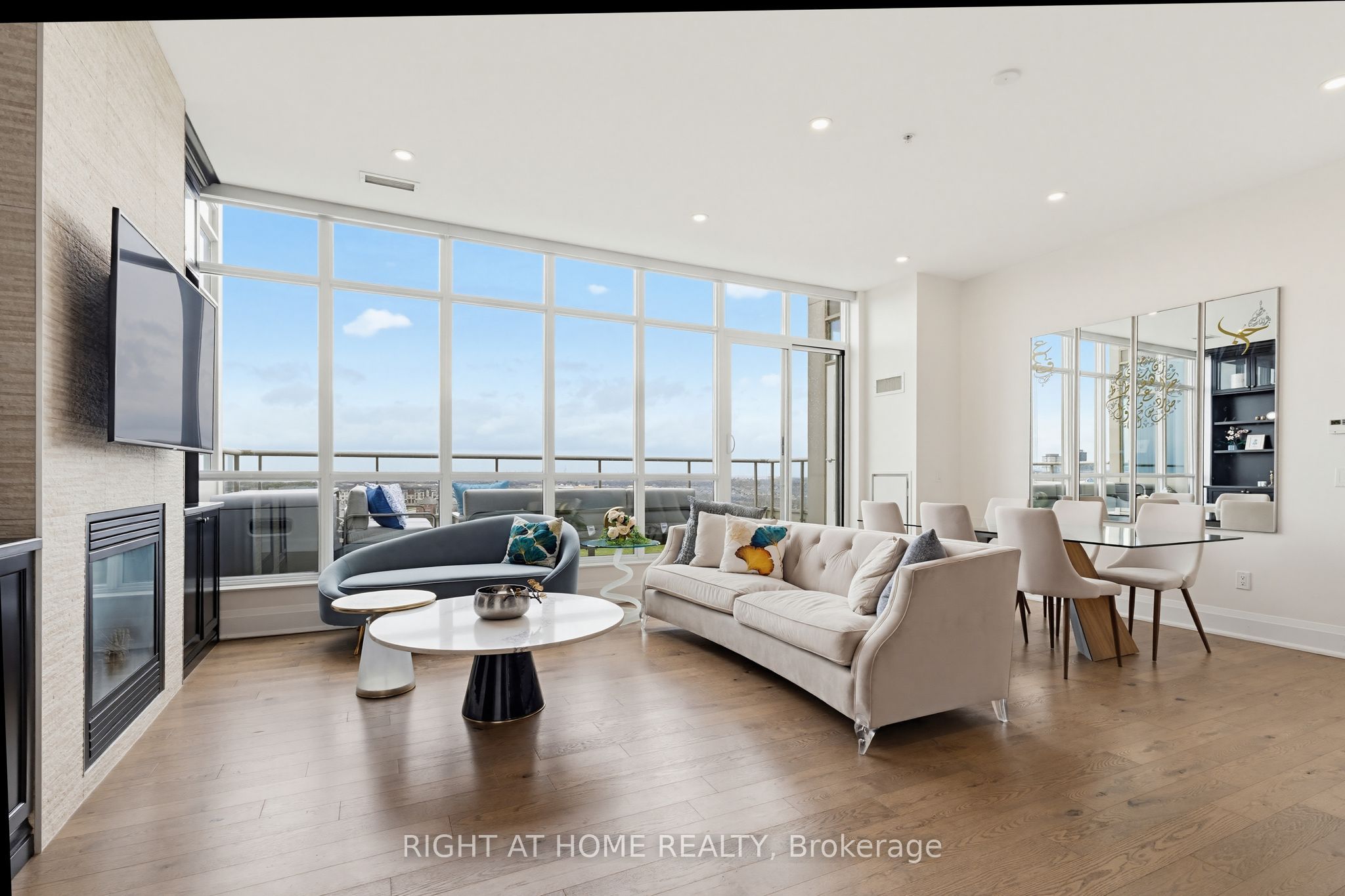2480 Prince Michael Drive PH08, Oakville, ON L6H 0H1 photo 5