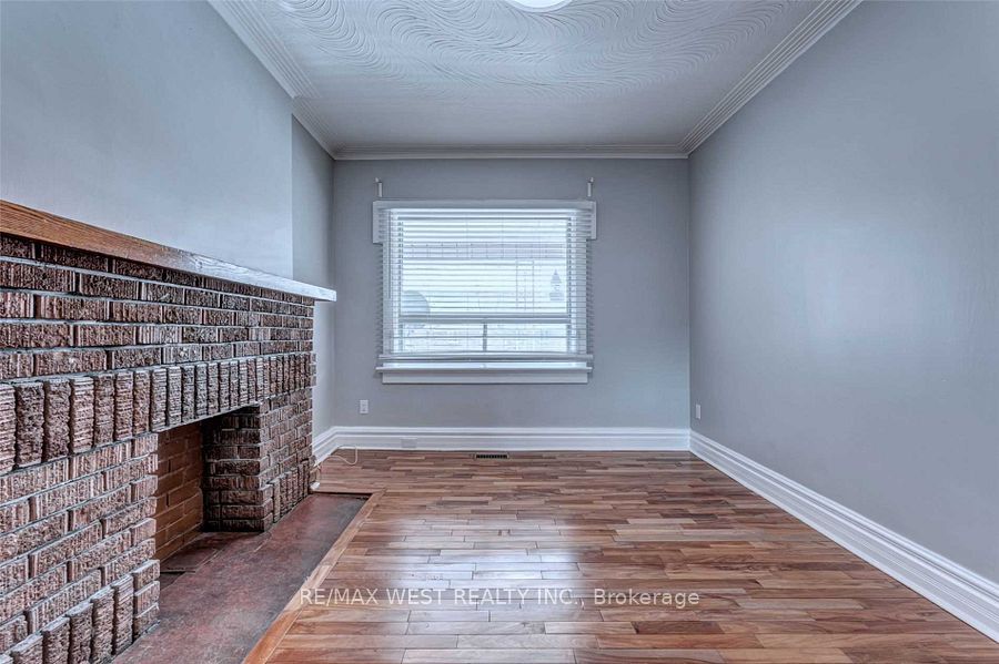 1232 Davenport Road Main, Toronto, ON M6H 2G9 photo 4