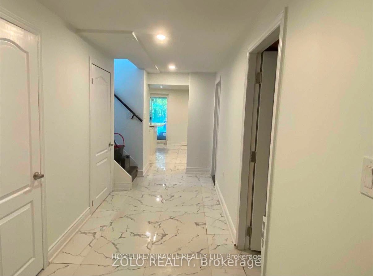 236 Renforth Drive, Toronto, ON M9C 2K9 photo 3
