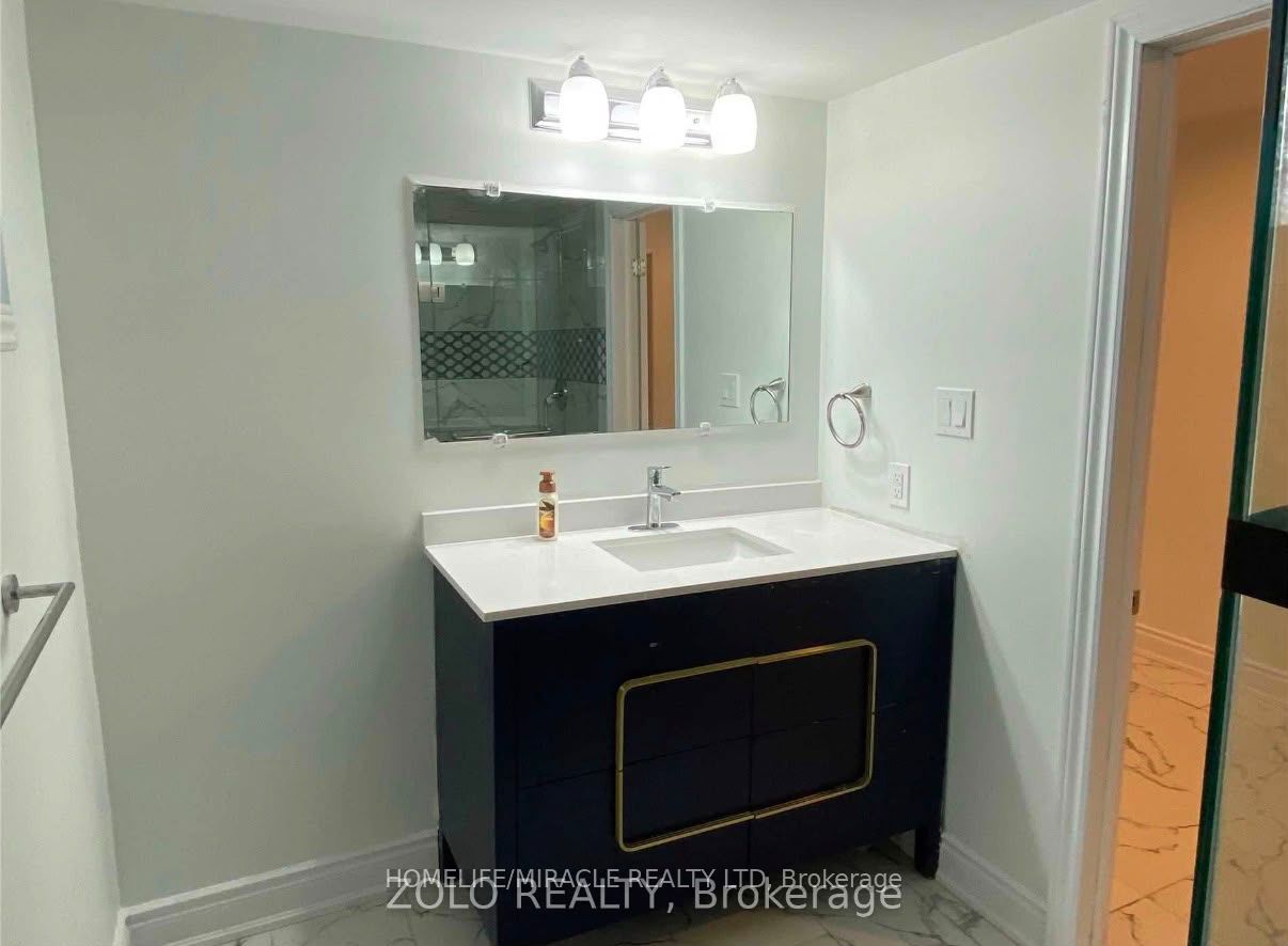236 Renforth Drive, Toronto, ON M9C 2K9 photo 4