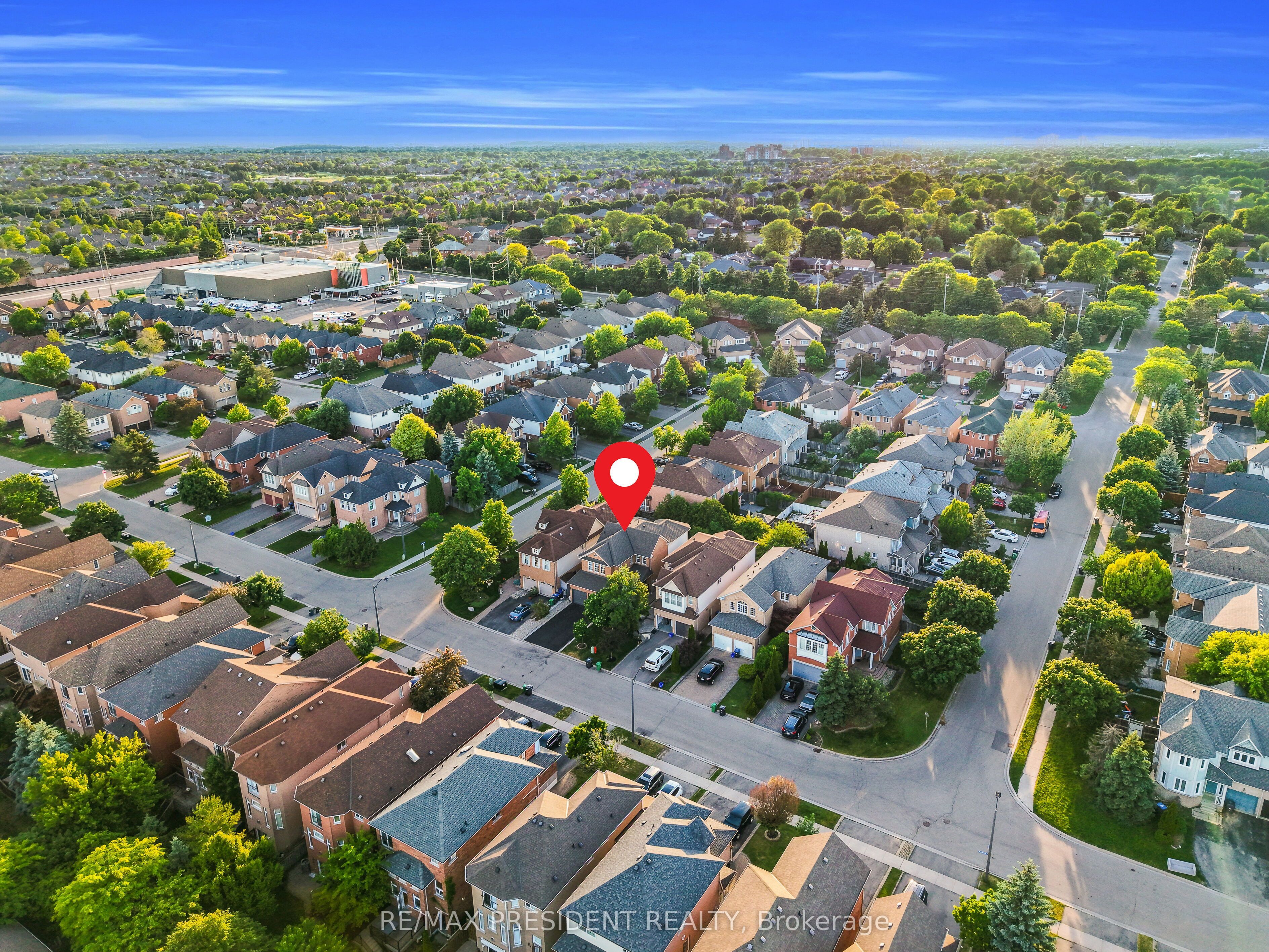 2362 Bankside Drive, Mississauga, ON L5M 6E3 photo 3