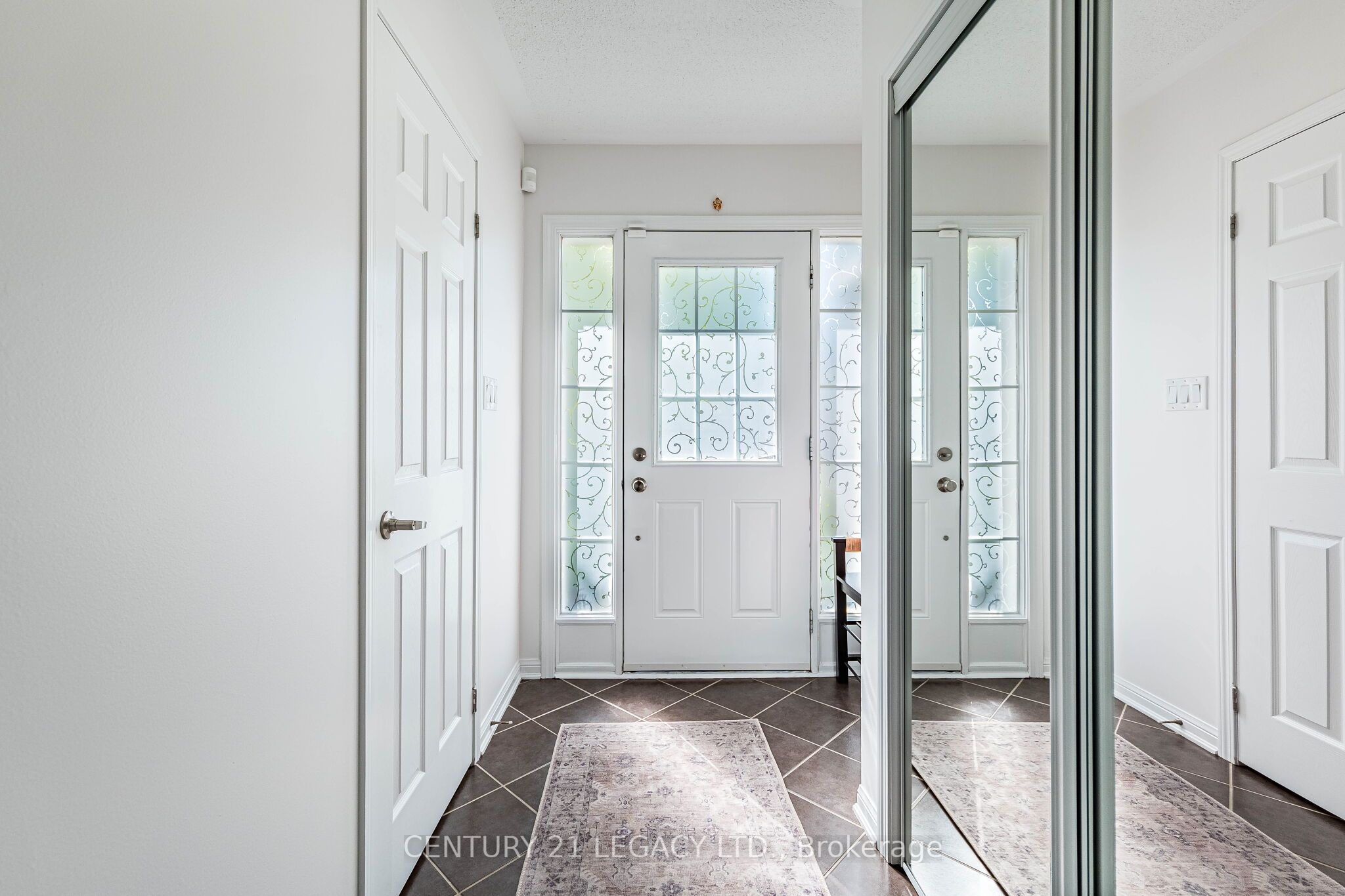 579 Speyer Circle N, Milton, ON L9T 0Y1 photo 4