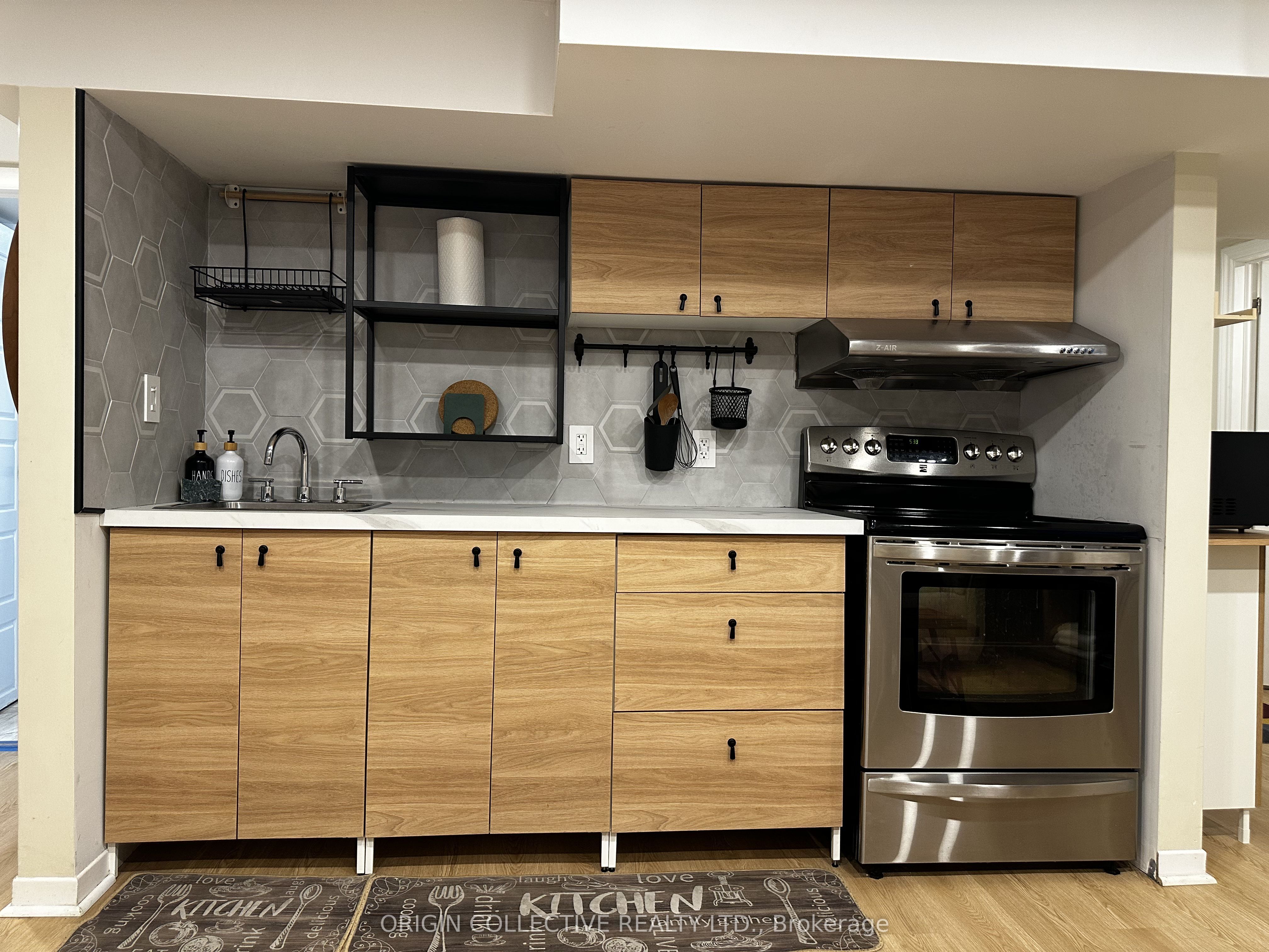 280 Thirtieth Street Basement 2, Toronto, ON M8W 3E3 photo 3
