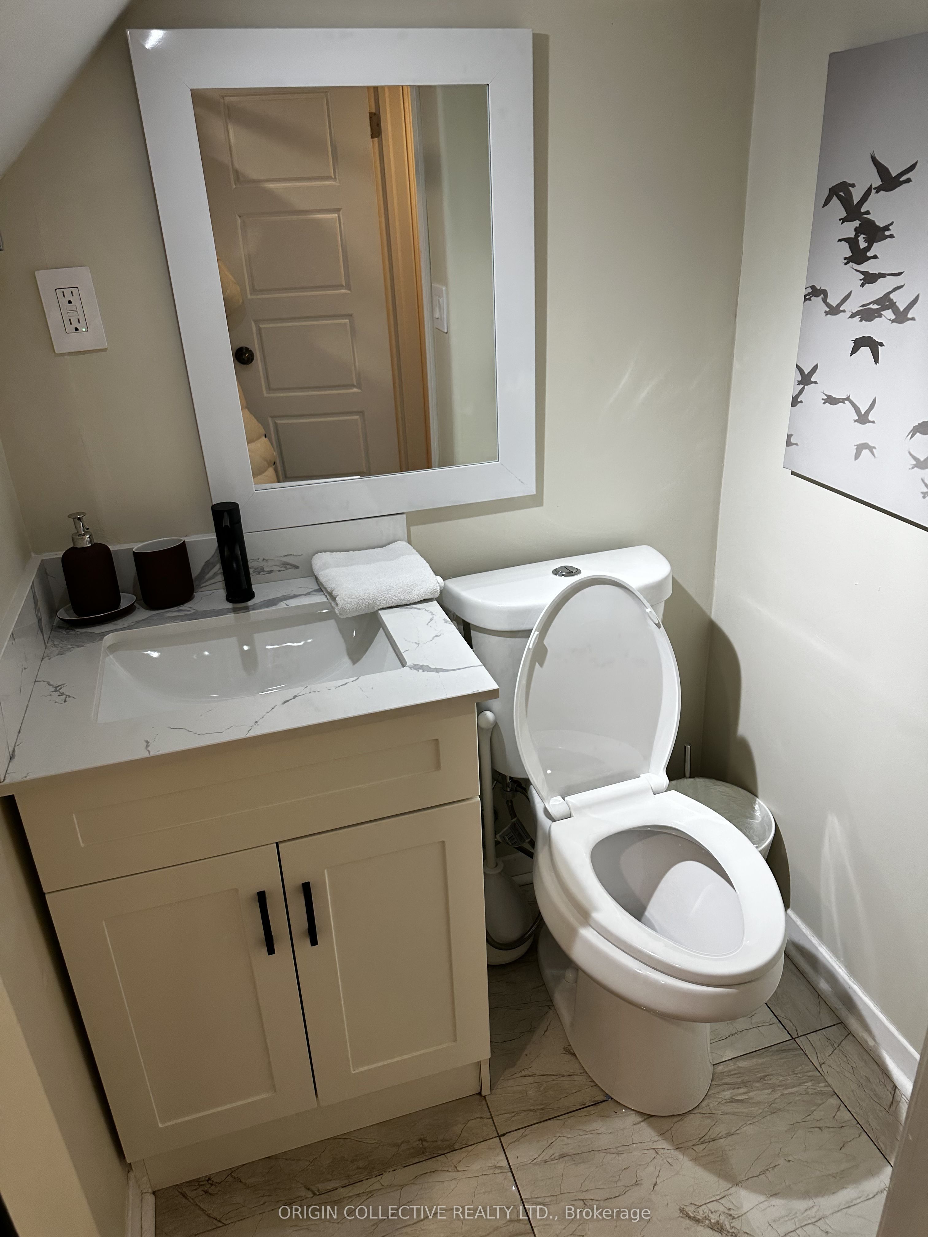 280 Thirtieth Street Basement 2, Toronto, ON M8W 3E3 photo 4