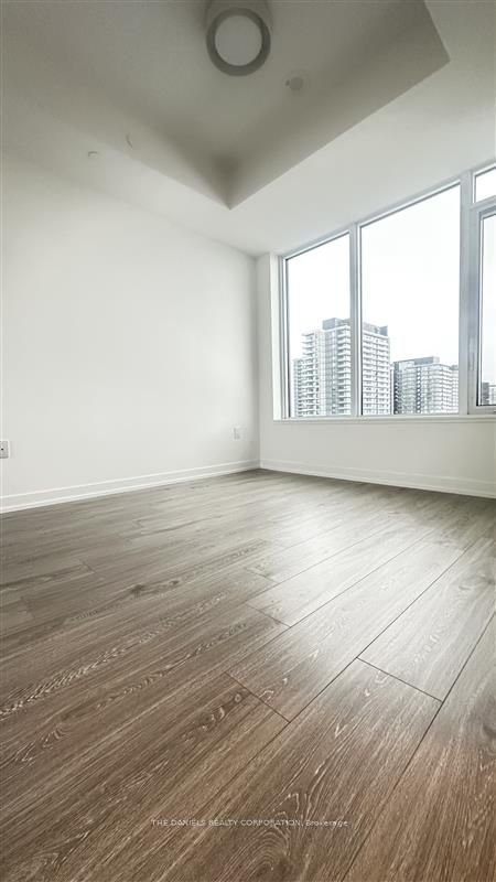2485 Eglinton Avenue W 1518, Mississauga, ON L5M 2T1 photo 2
